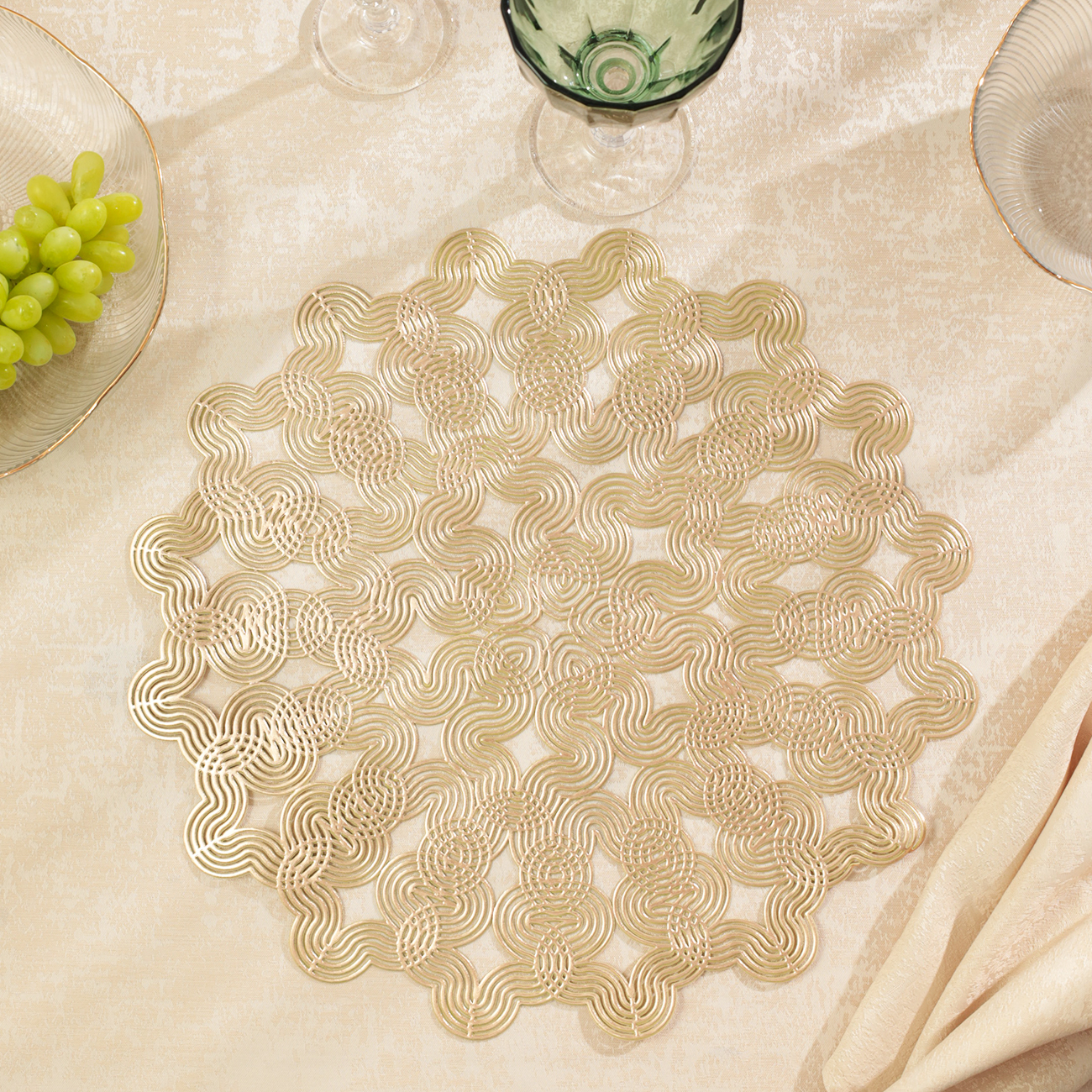 Placemat, 38 cm, PVC, round, golden, Spirals, Azhur Grid, image-1
