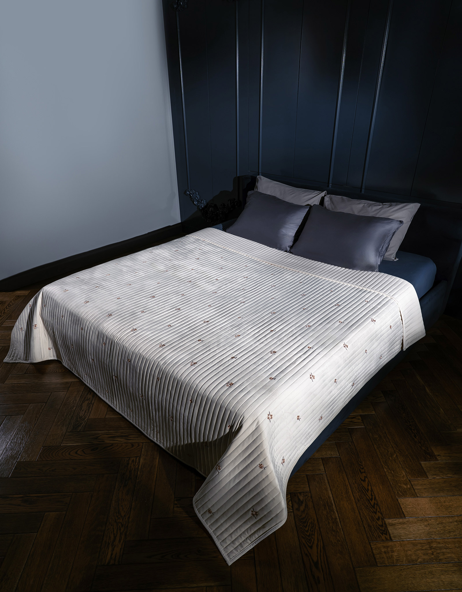 Bedspread, 220x240 cm, quilted, velvet/microfiber, milky, Flowers, Stitch velvet, image-7