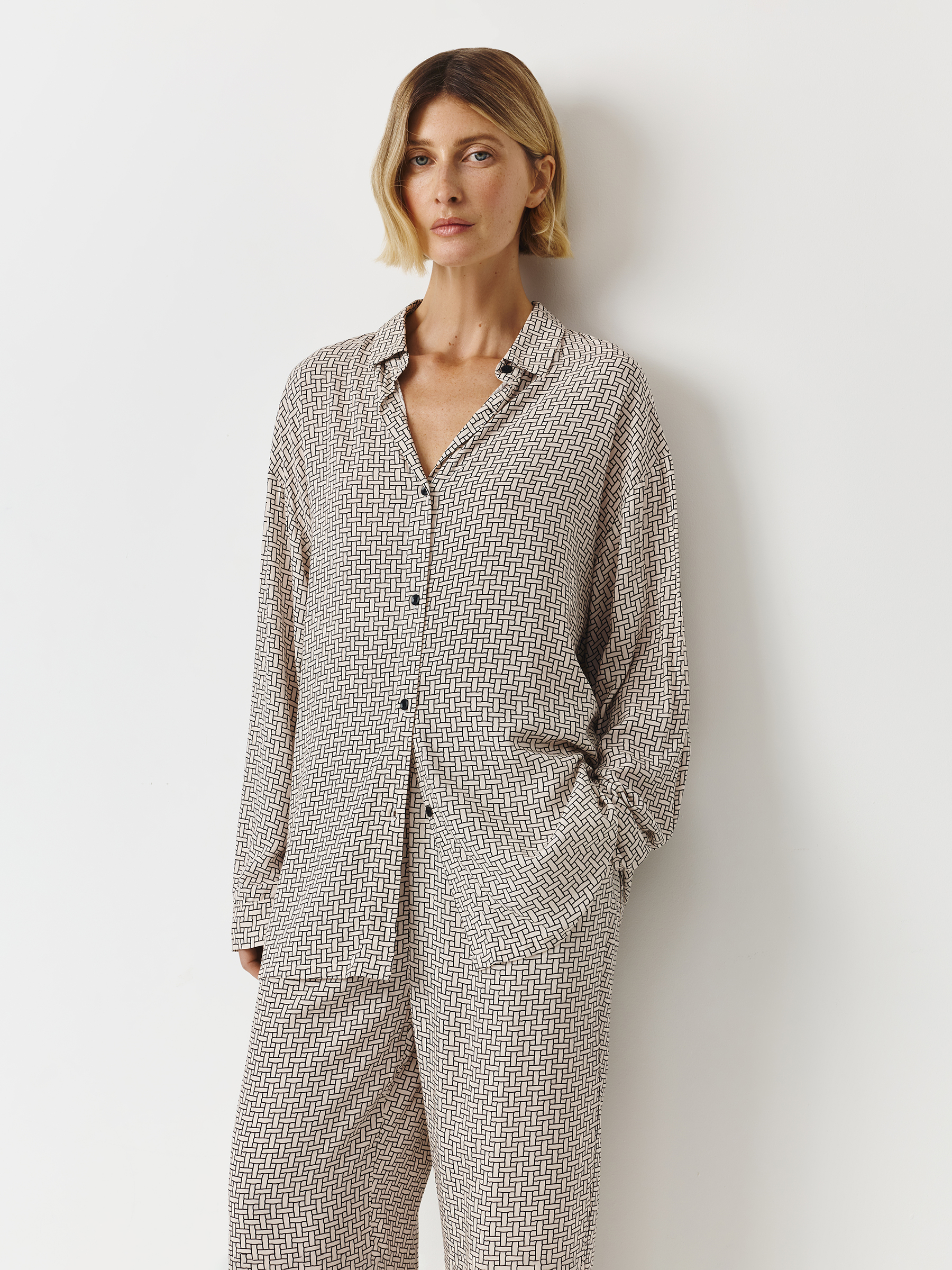 Women's shirt, size S, with long sleeves, viscose, milky black, Lines, Eniola, image-0