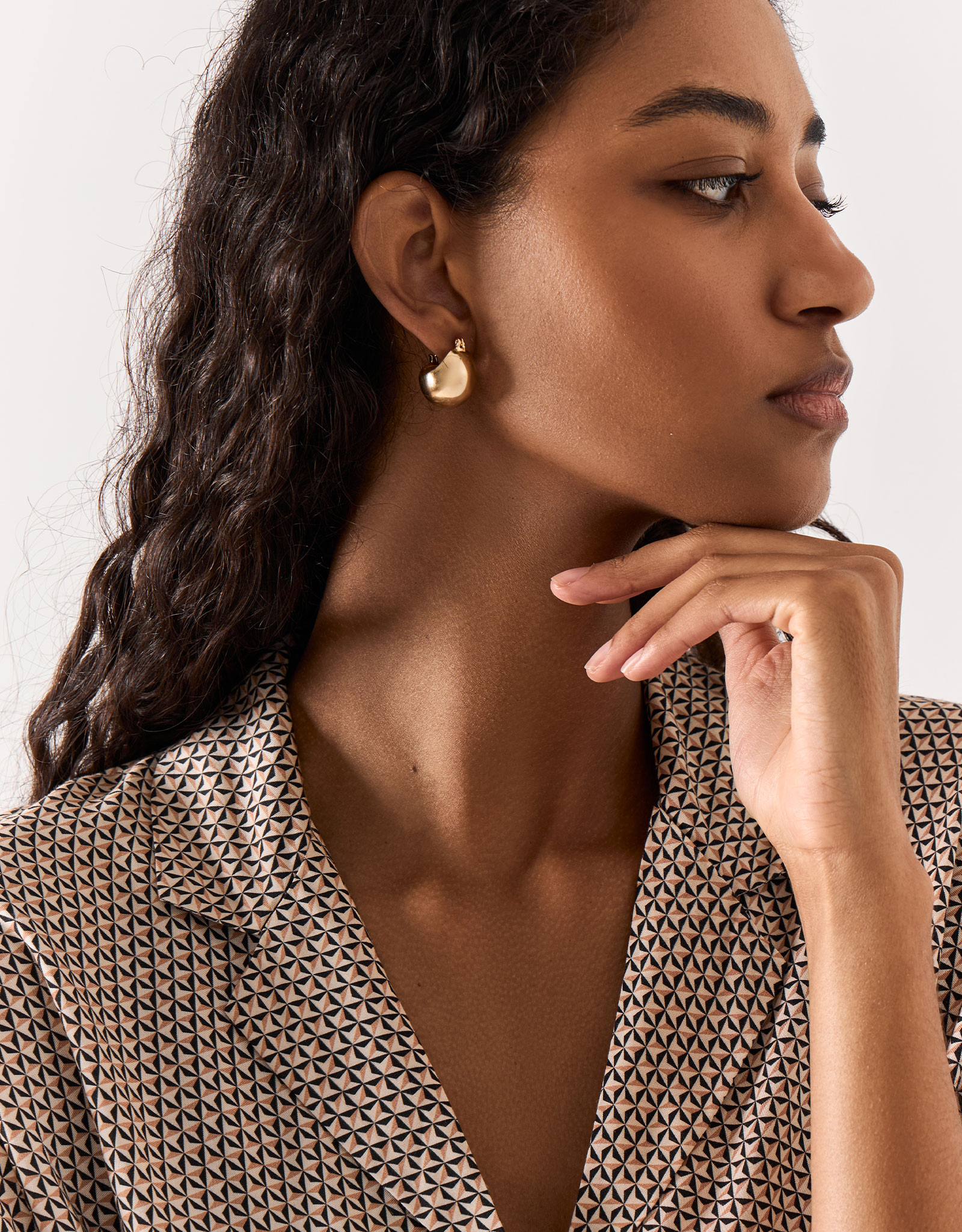 Women's shirt, size L, with short sleeves, viscose, beige, Geometric pattern, Emri, image-2