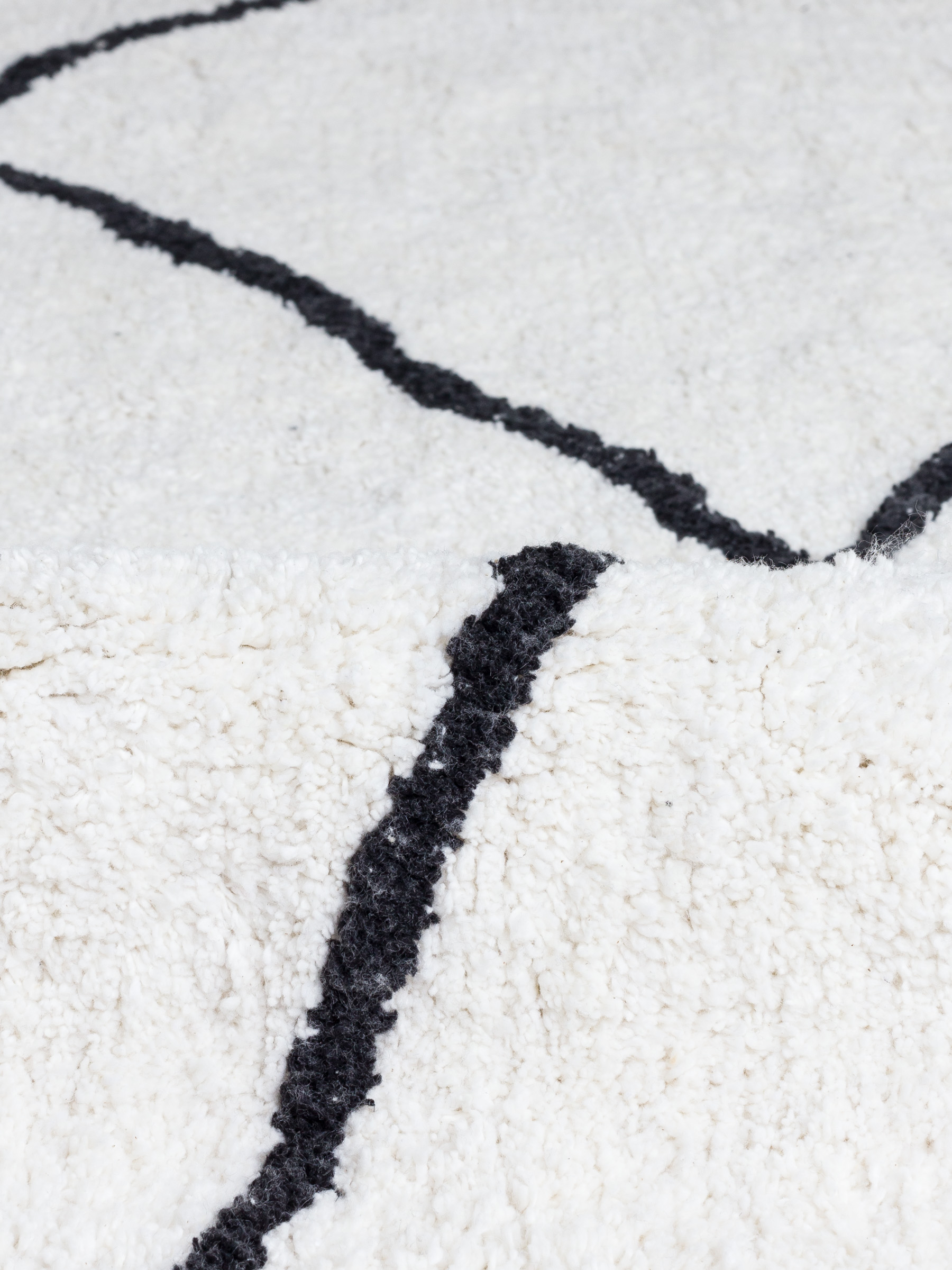 Carpet, 150x210 cm, cotton, milky, Lines, Rhombic, image-1