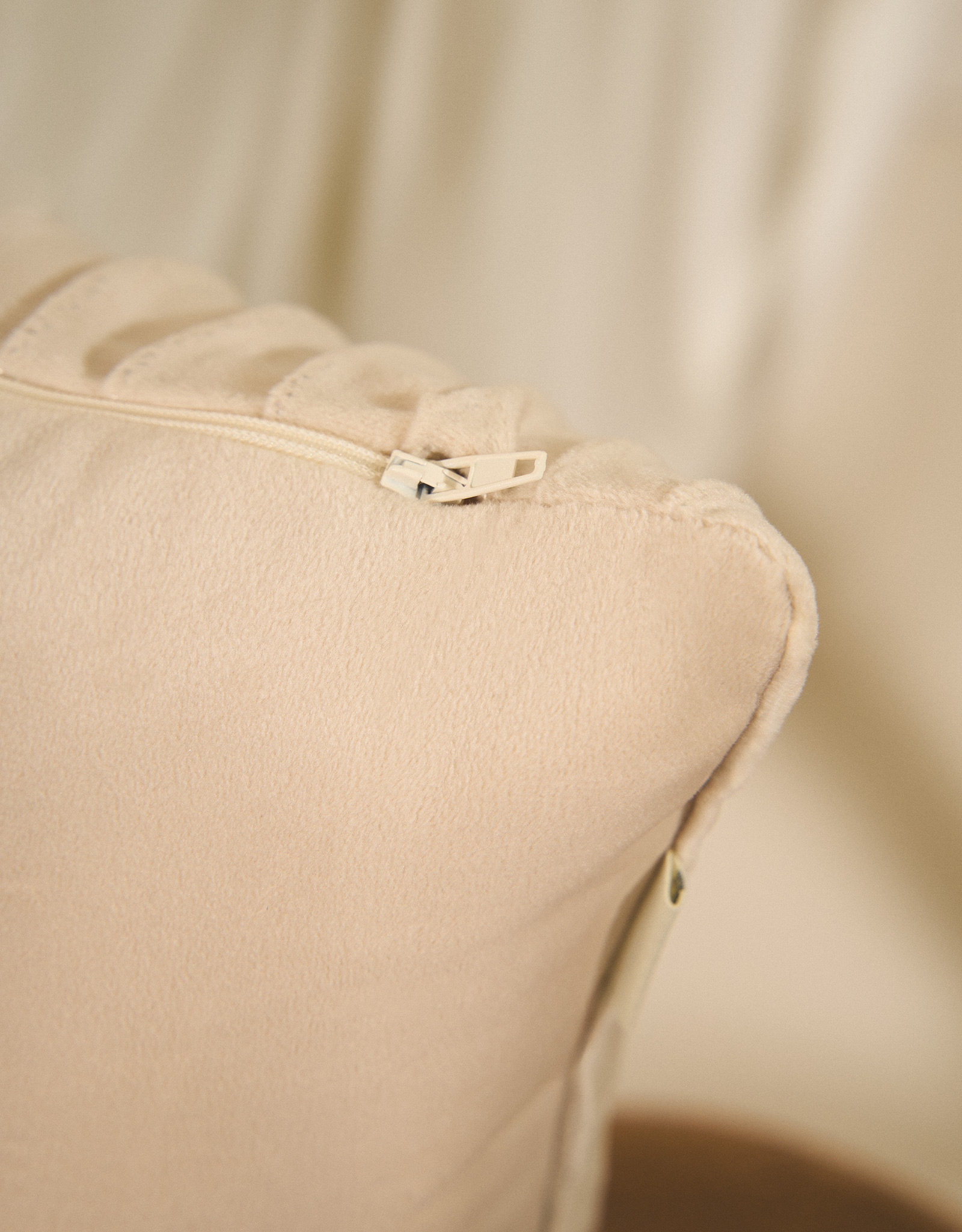 Decorative pillow, 43x43 cm, velvet, milky silver, Waves, Abstract, image-5