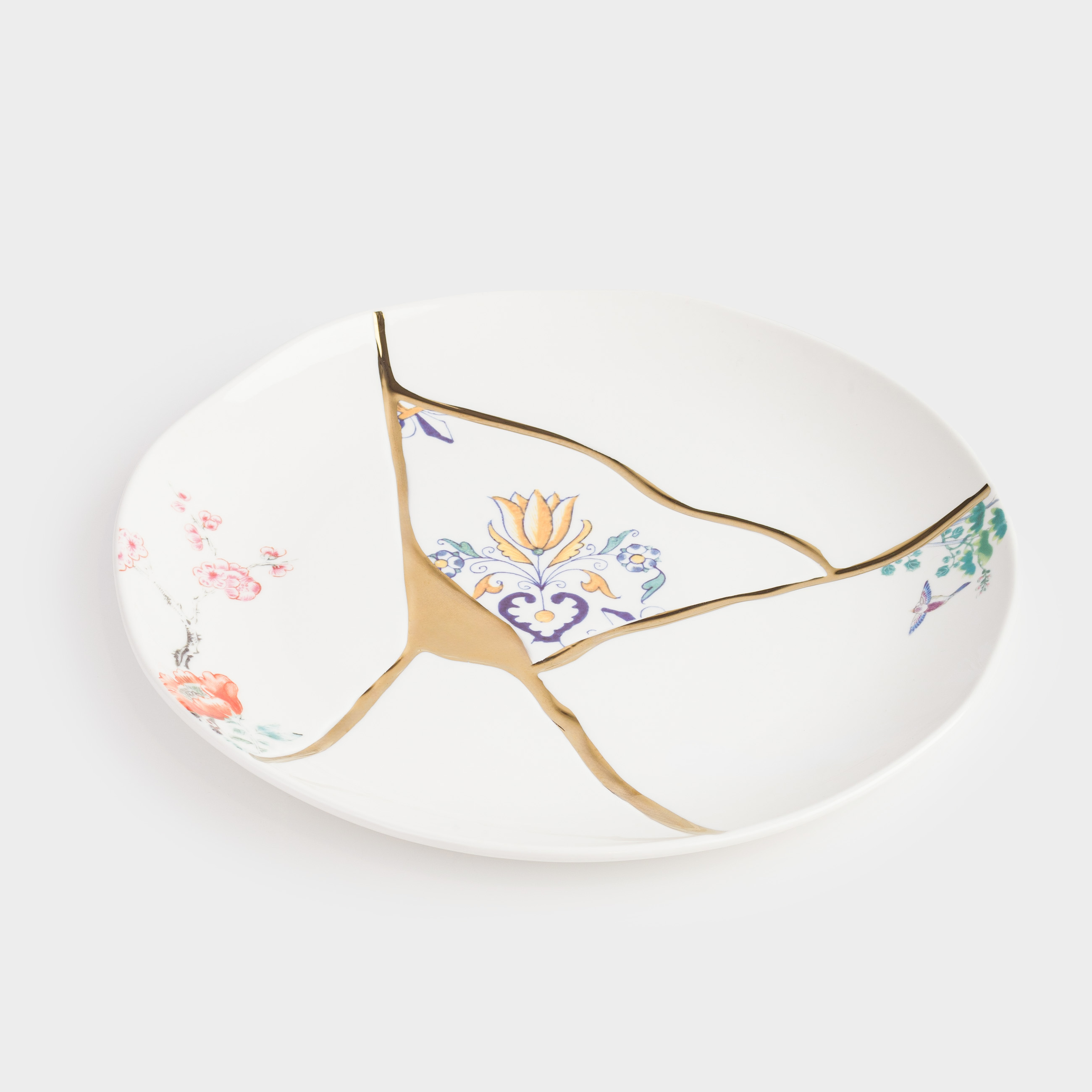 Dinner plate, 27 cm, porcelain N, white and gold, Kintsugi, Kintsugi