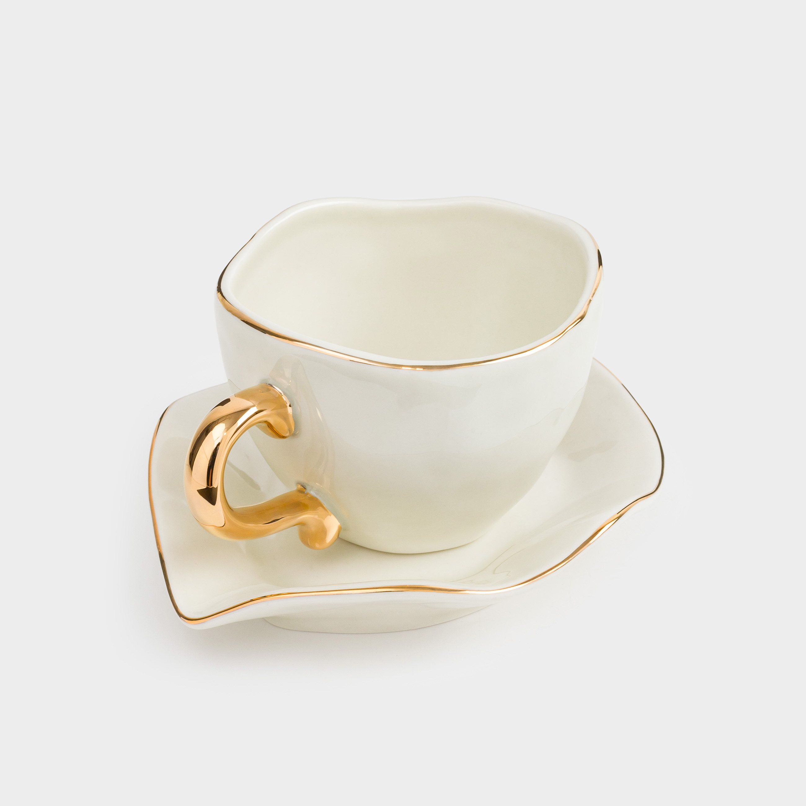 Tea pair, 1 person, 2 items, 280 ml, porcelain P, with golden edging, Wavy edge, Wavy gold, image-1