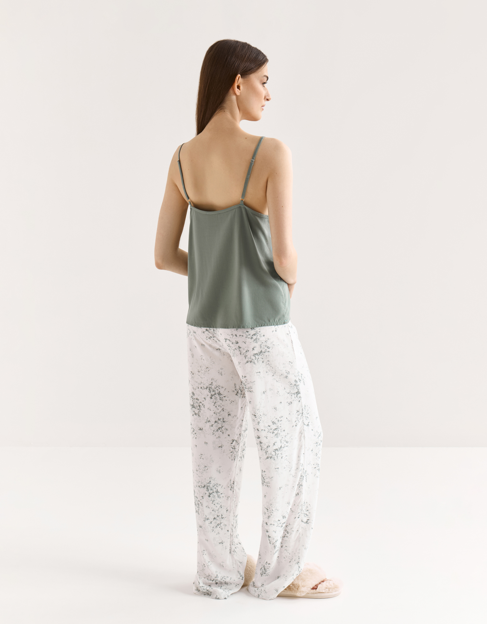 Women's trousers, homewear, size L, viscose, milky, Flowers, Arsinoa, image-5