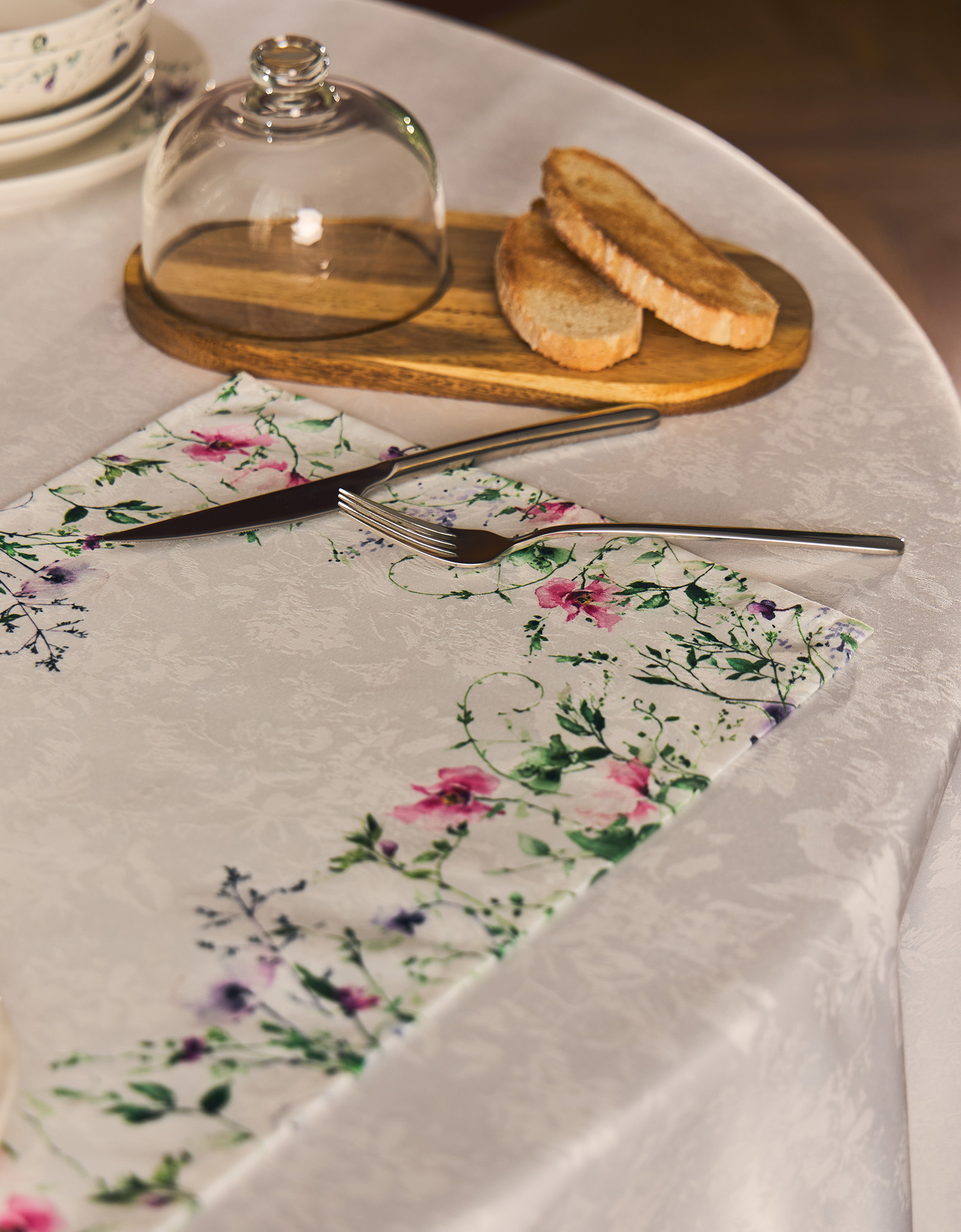 Placemat, 30x45 cm, jacquard, polyester, white, Spring flowers, Petal serenity