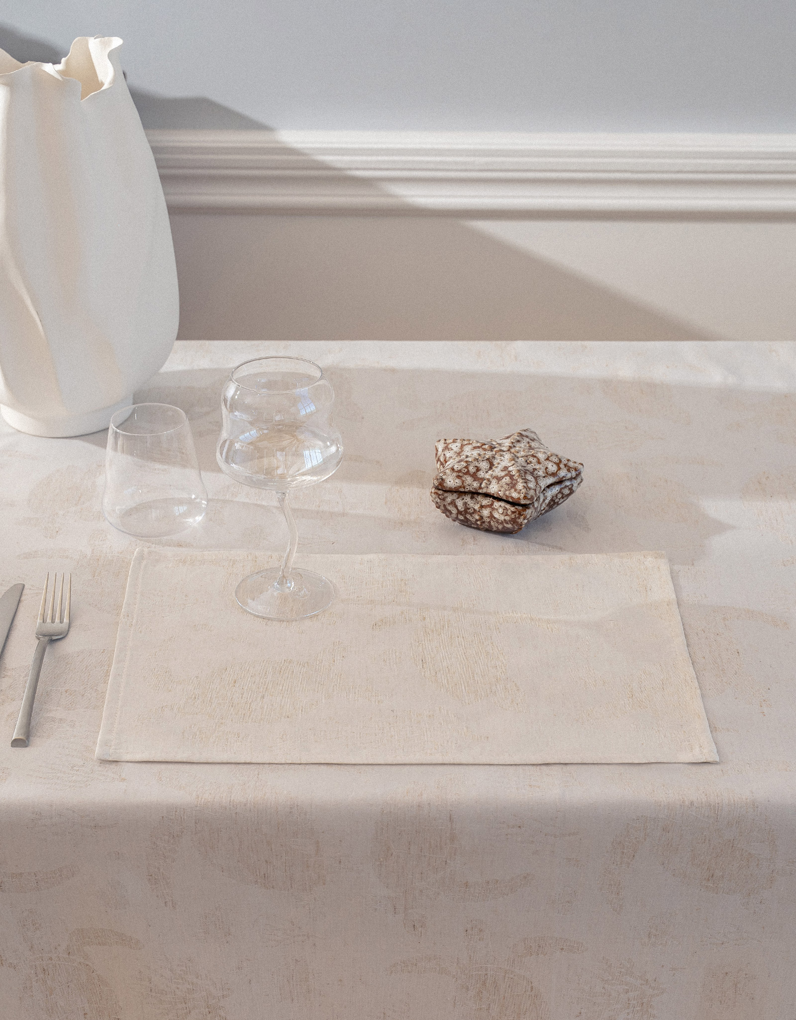 Placemat, 30x45 cm, jacquard, polyester / linen, beige, Turtles, Marine turtles, image-1
