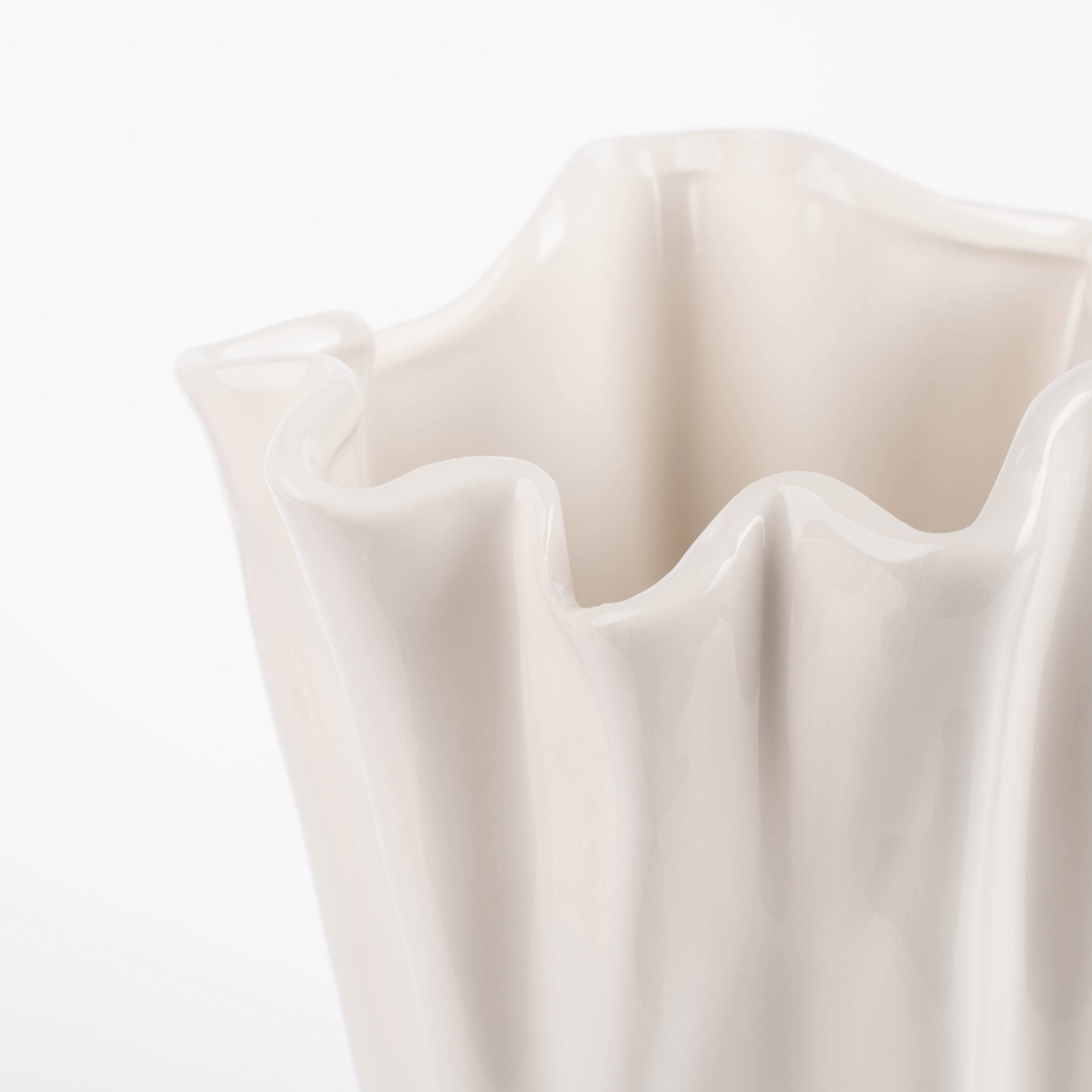 Flower vase, 25 cm, ceramic, milky, Crumpled effect, Crumple