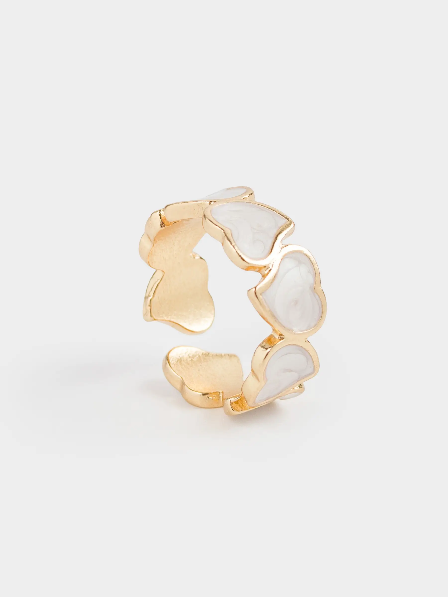 Ring, size S-M, single size, metal / acrylic, golden beige, Hearts, Jewelry heart