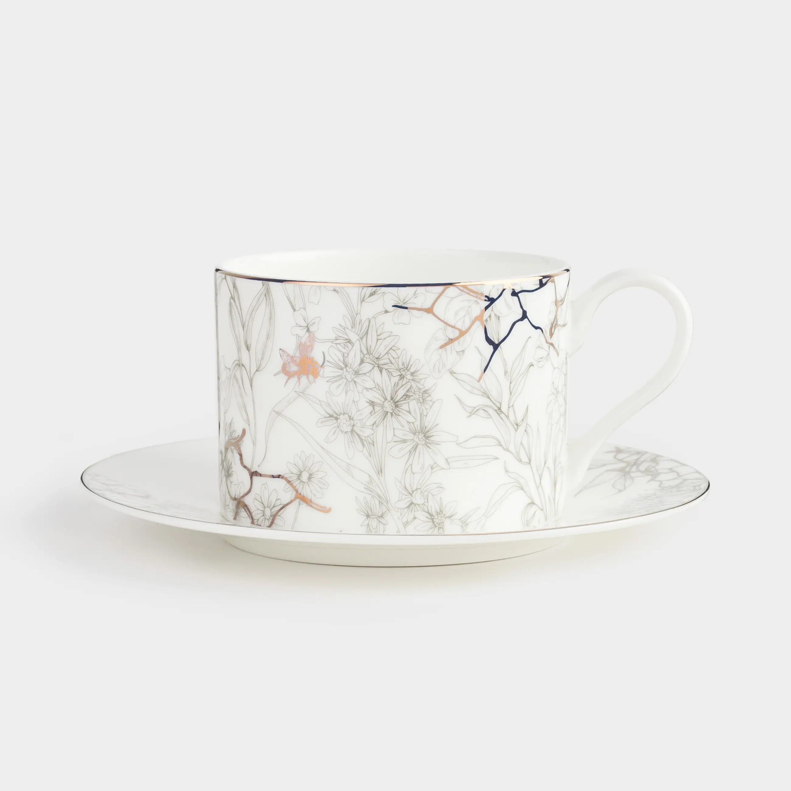 Tea pair, 1 person, 2 items, 350 ml, porcelain F, white and gold, Bees with flowers, Honey, image-0