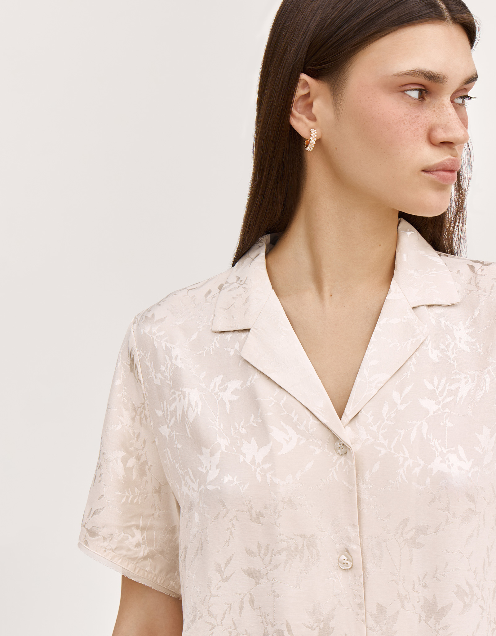 Women's shirt, homewear, size L, with short sleeves, viscose, milky, Flowers, Arisha, image-1