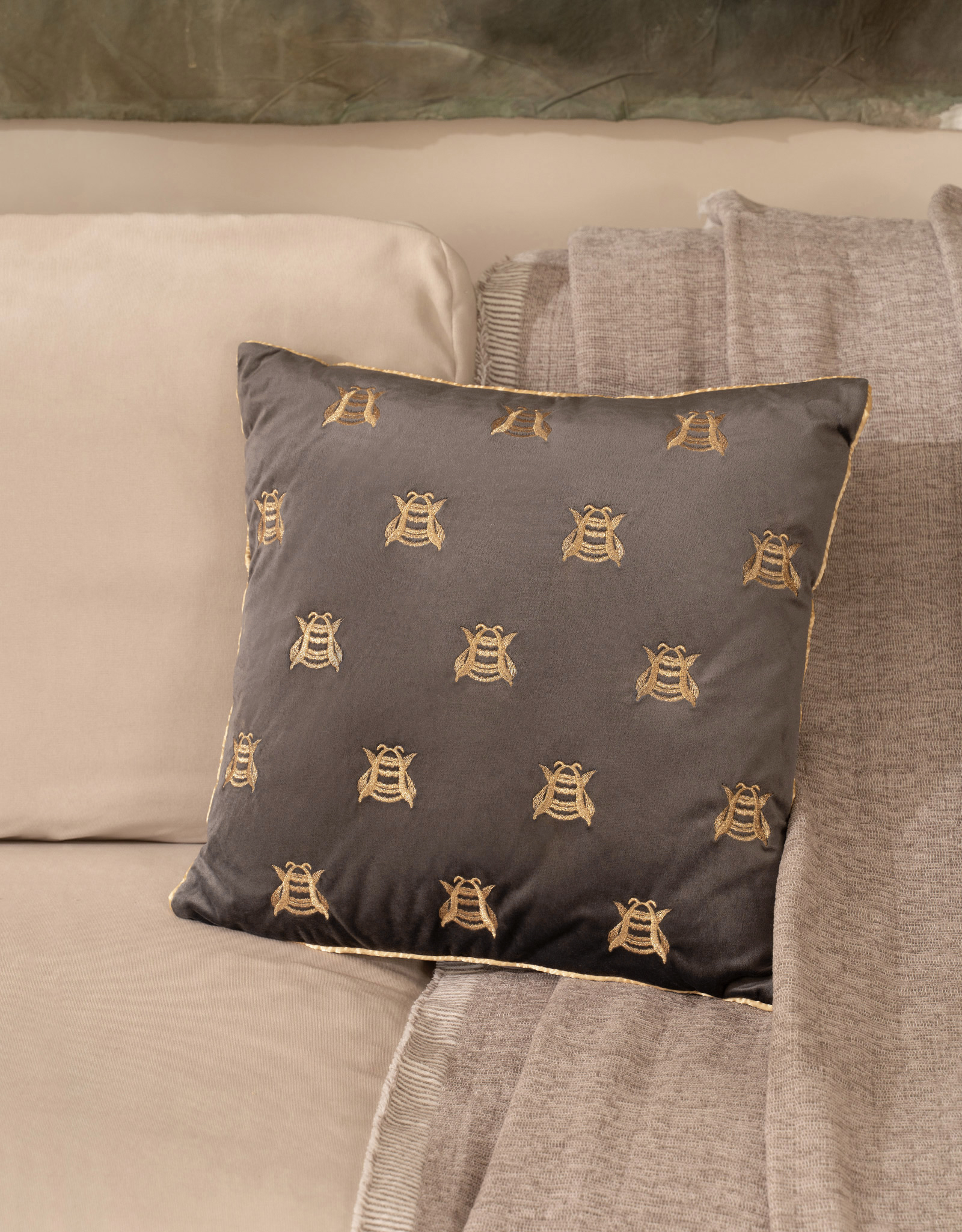 Decorative pillow, 45x45, corduroy, gray, Bees, Honey