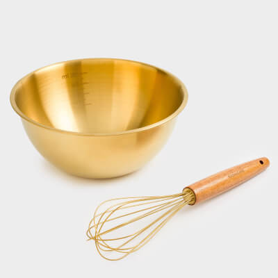Baking set, 2 items, bowl / whisk, with measuring scale, steel / wood, golden, Classic gold ,image-0
