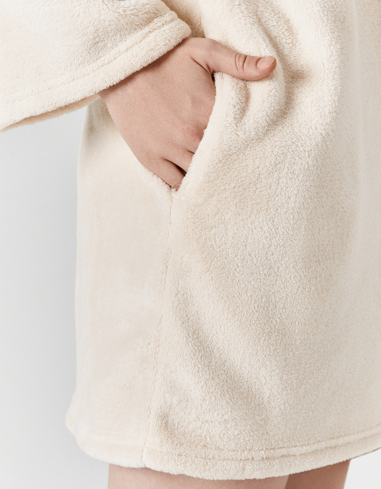 Bathrobe for women, homewear, size L / XL, with long sleeves, fleece, milk, Letisha, image-4