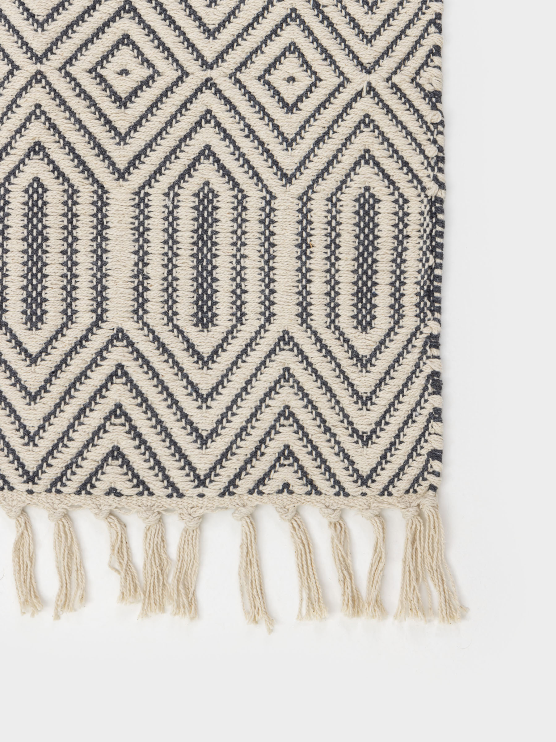 Rug, 60x90 cm, fringed, cotton, black and milk, Rhombic, image-2