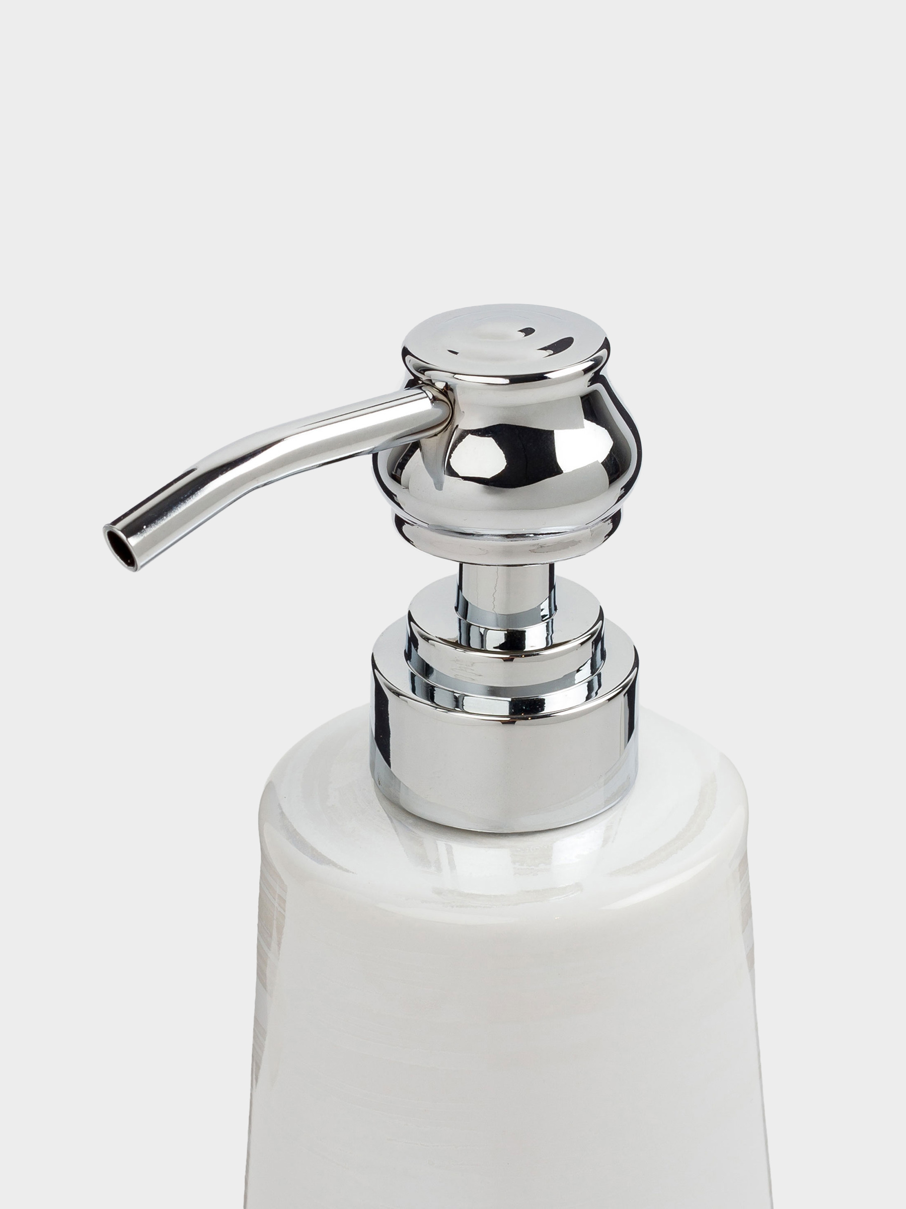 Liquid soap dispenser, 400 ml, ceramic / metal, white, mother of pearl, Odyssey