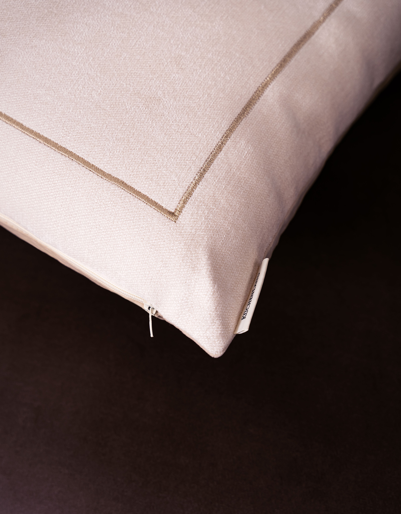 Decorative pillow, 45x45 cm, chenille/corduroy, milk, Home is my happy place, Chenill