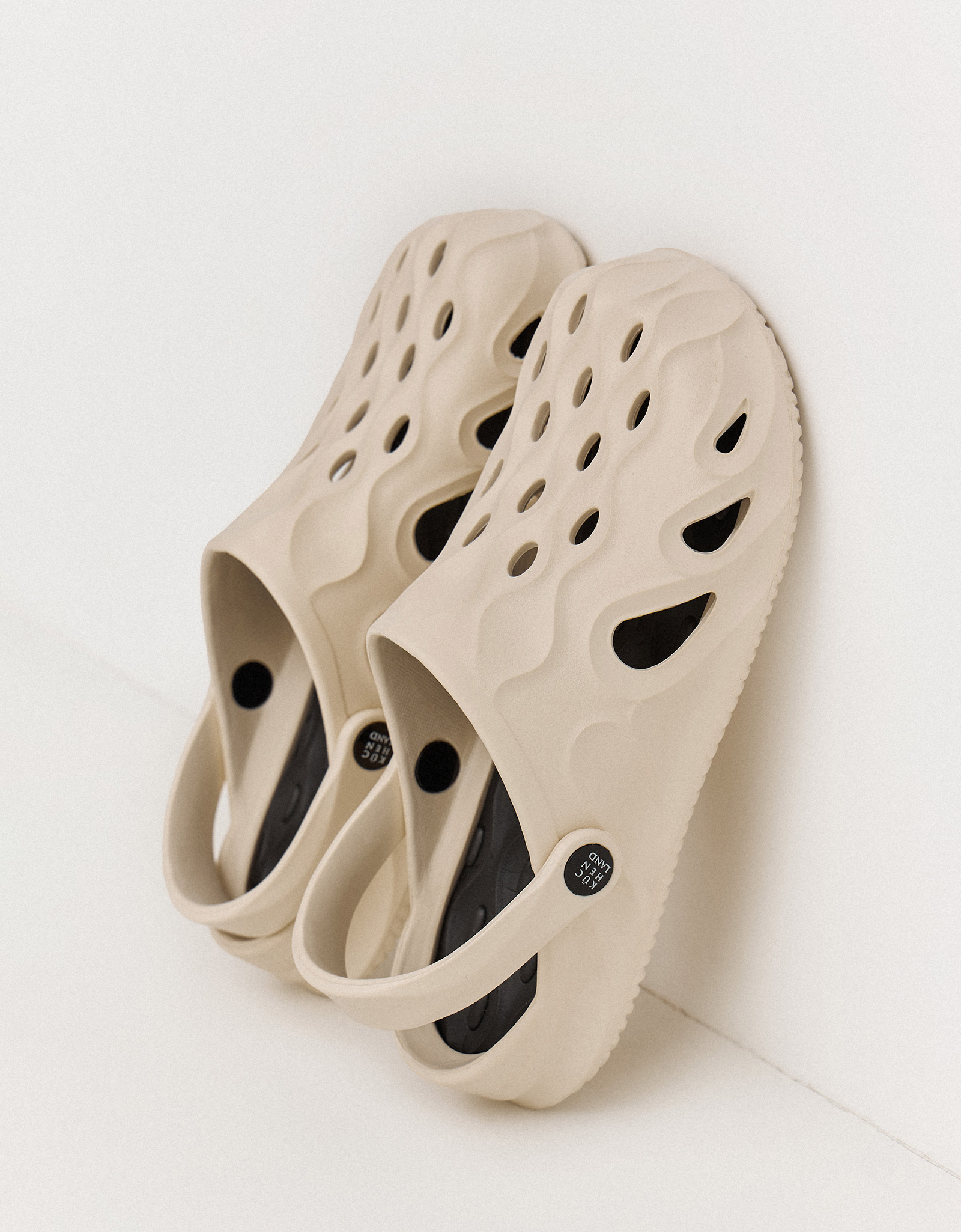Clogs, size 42-43, EVA, beige and black, Sabot, image-5