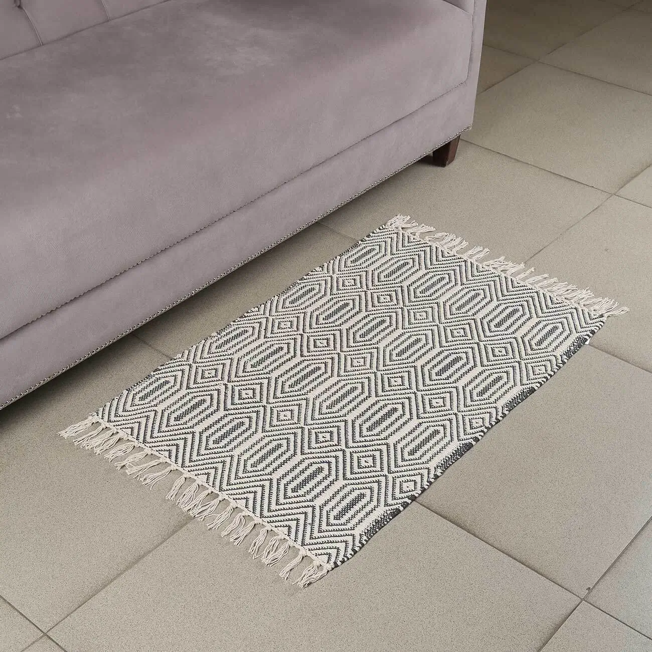 Rug, 60x90 cm, fringed, cotton, black and milk, Rhombic, image-0