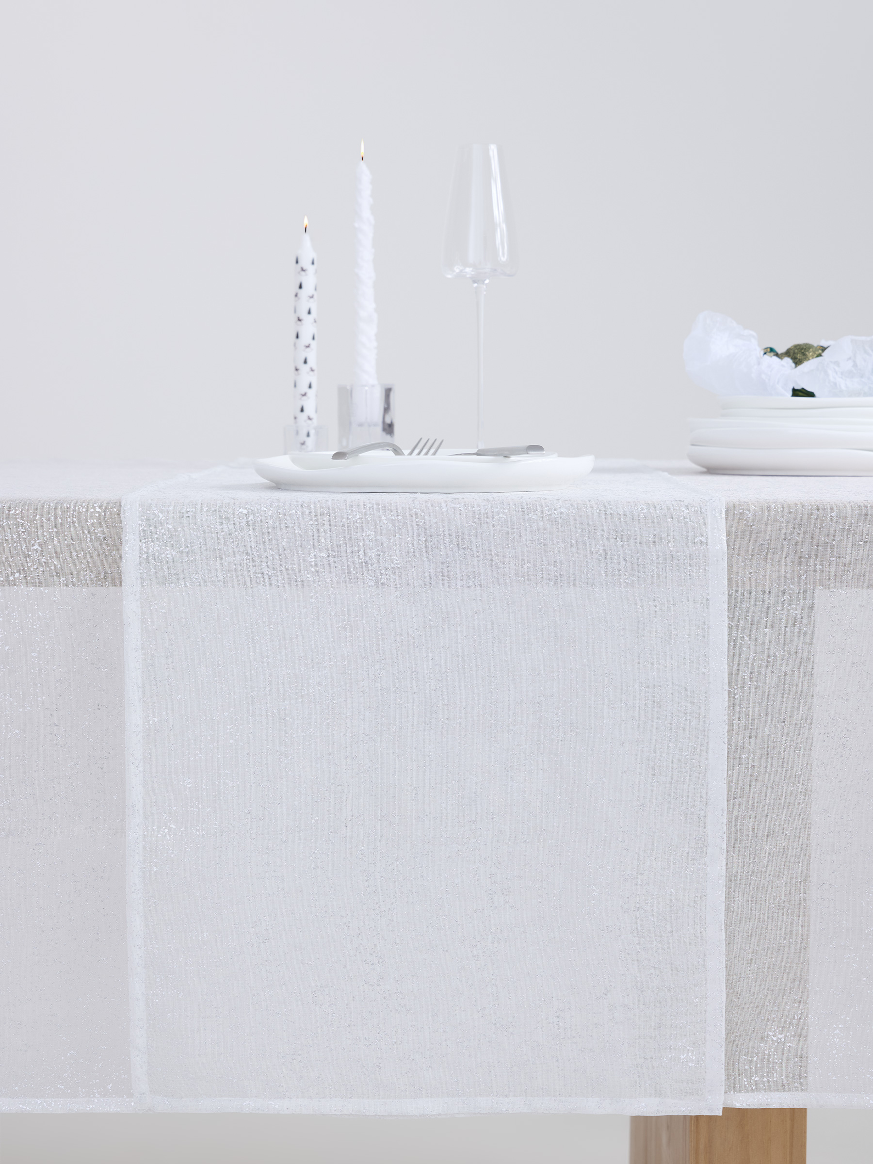 Table runner, 40x160 cm, polyester, white, Silver spray, Heaven silver, image-5