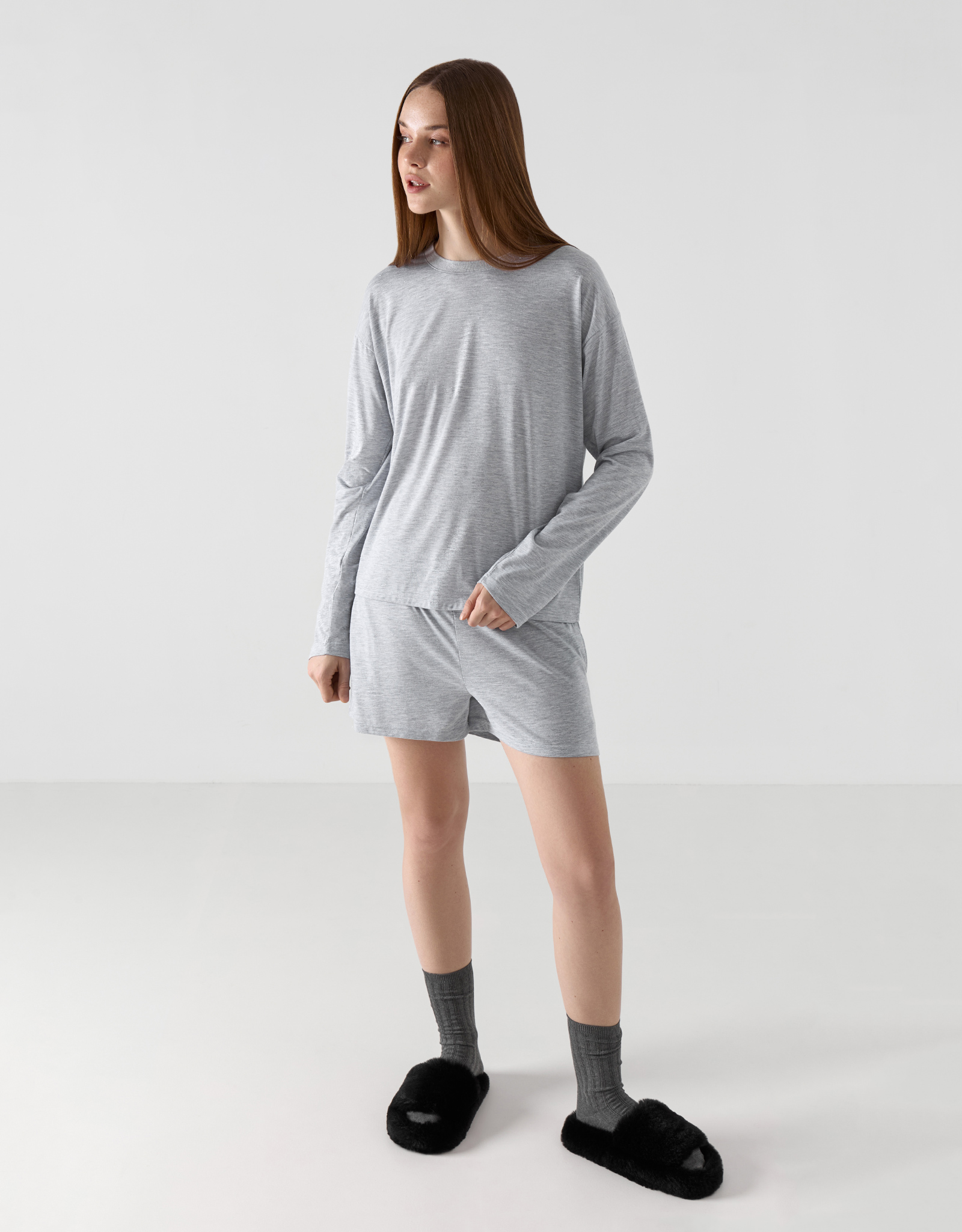 Women's shorts, homewear, size L, polyester / viscose / lurex, light gray, Awereona, image-0
