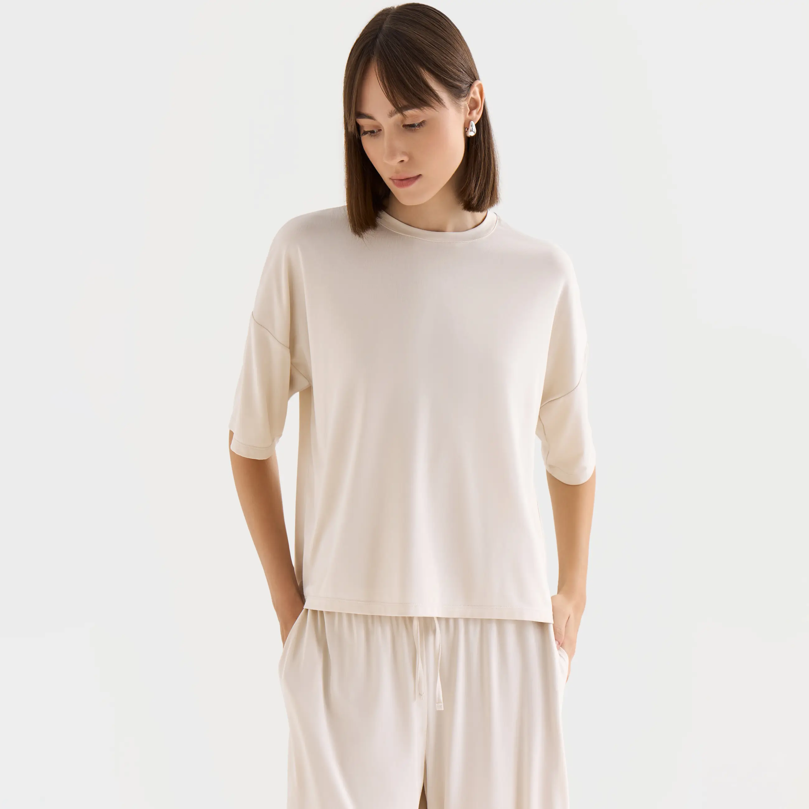 Women's T-shirt, size L, cropped, viscose / polyester, graphite, Ametina