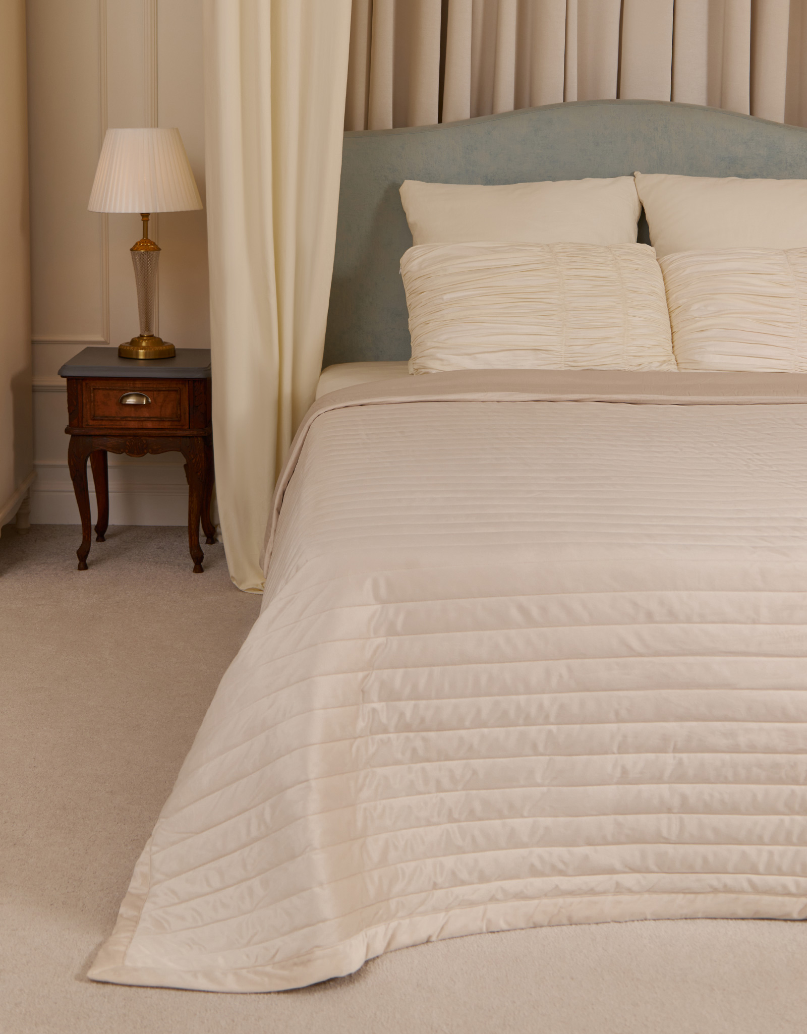 Bedspread, 220x240 cm, quilted, velvet/microfiber, beige, Stripes, Stitch velvet