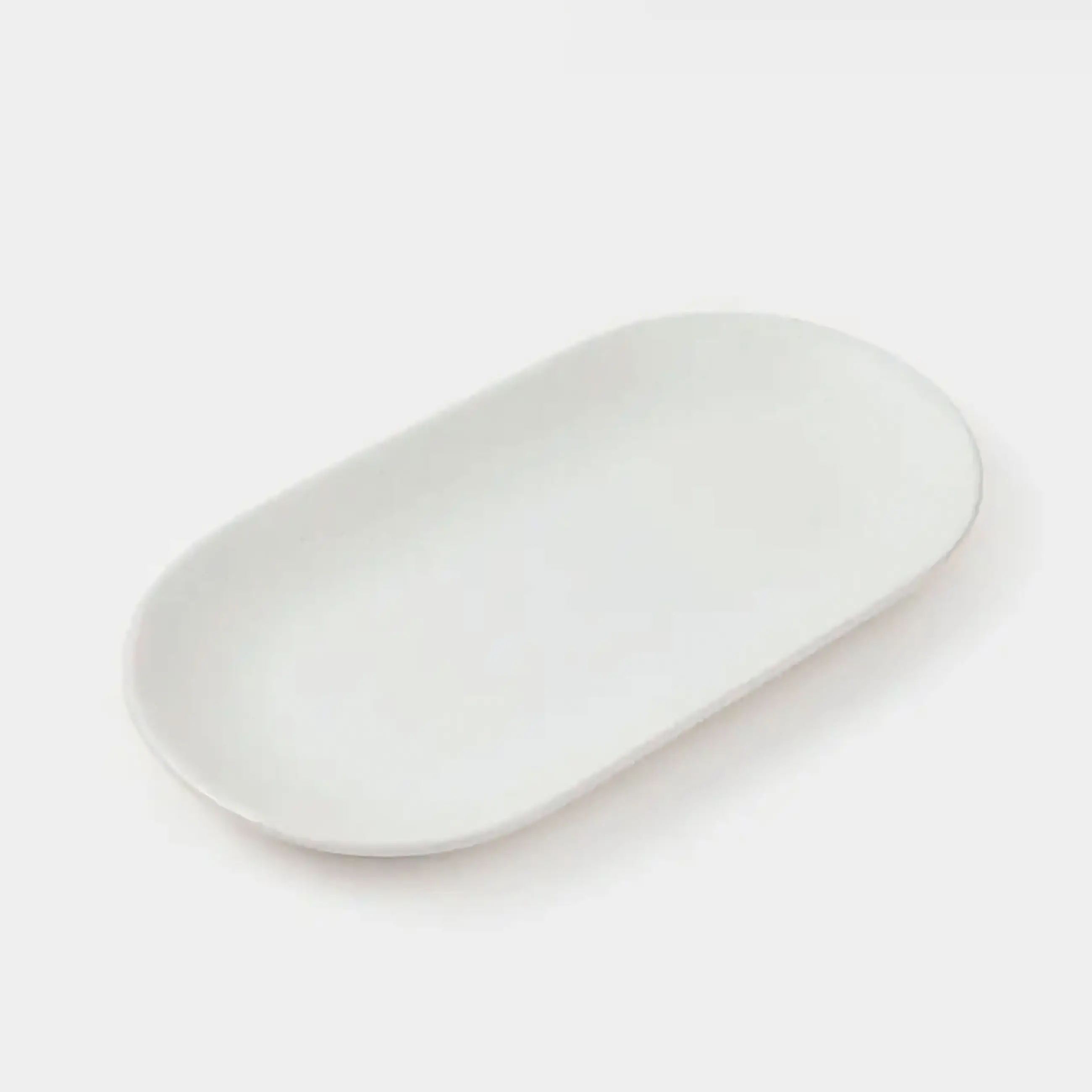 Dish, 25x13 cm, ceramic, oval, milk, speckled, Particle
