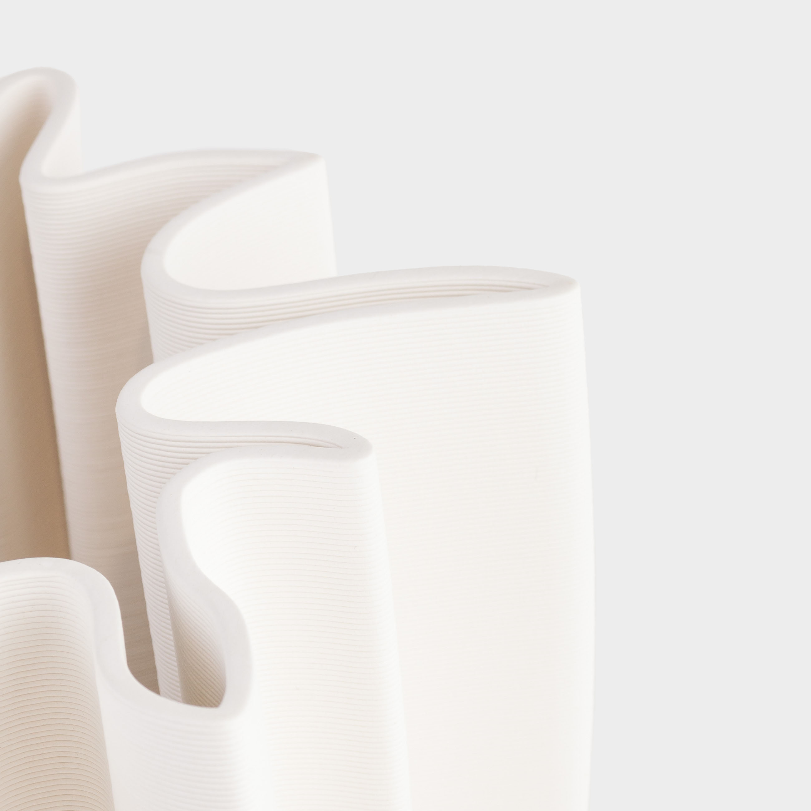 Flower vase, 38 cm, ceramic, milky, Bends, Crumple, image-2