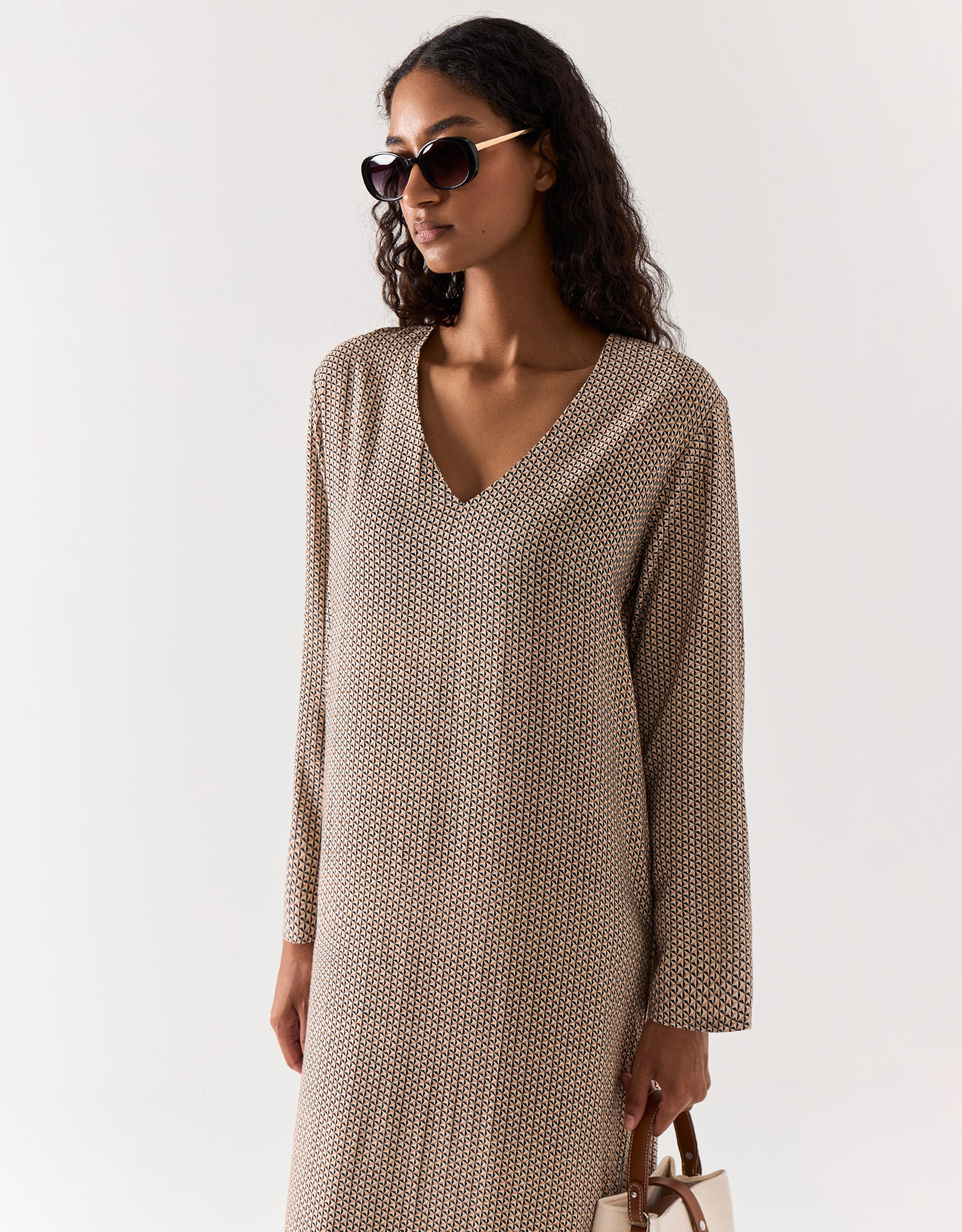 Women's dress, maxi, size L, with long sleeves, viscose, beige, Geometric Pattern, Emri, image-3