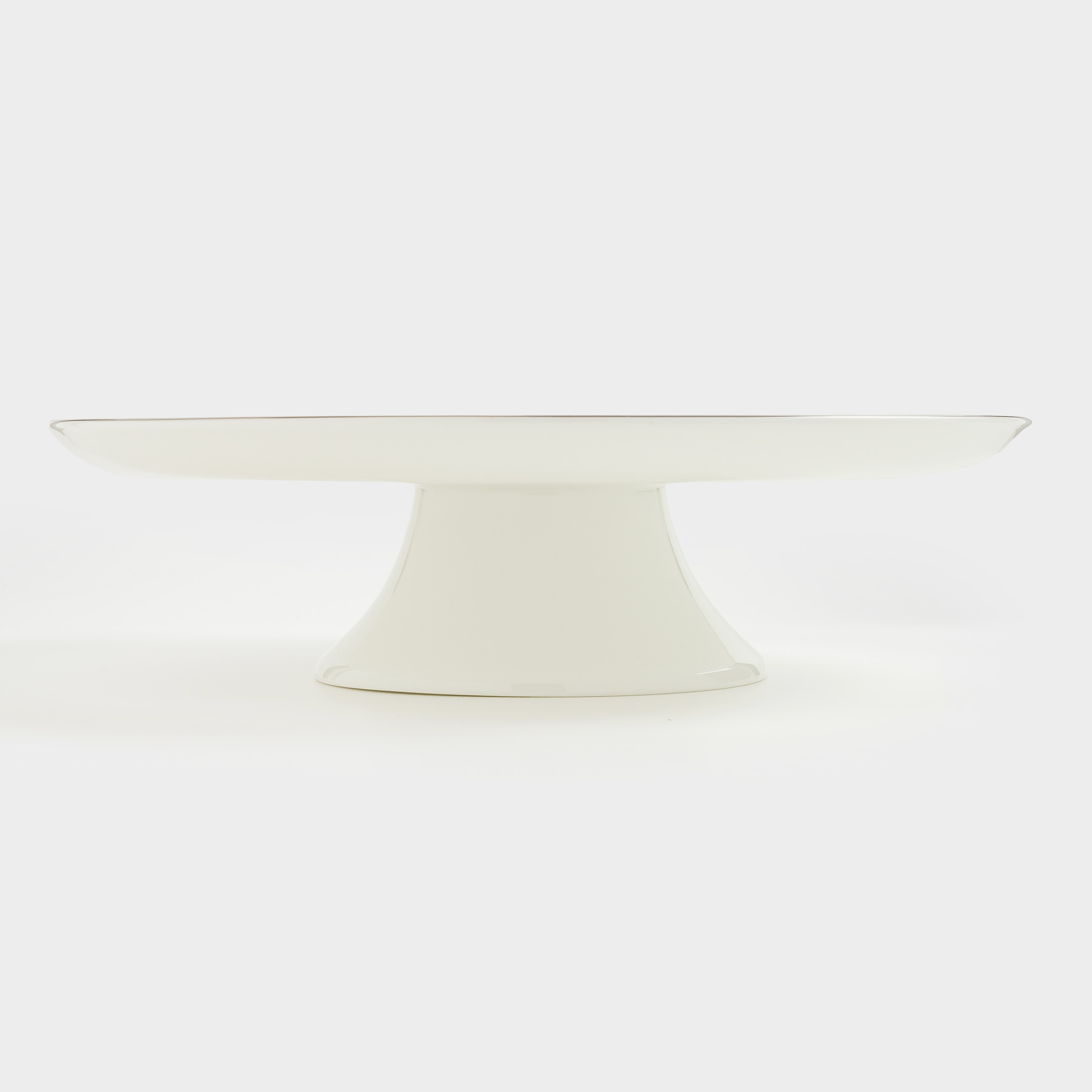 Dish on a leg, 27x7 cm, porcelain F, Antarctica