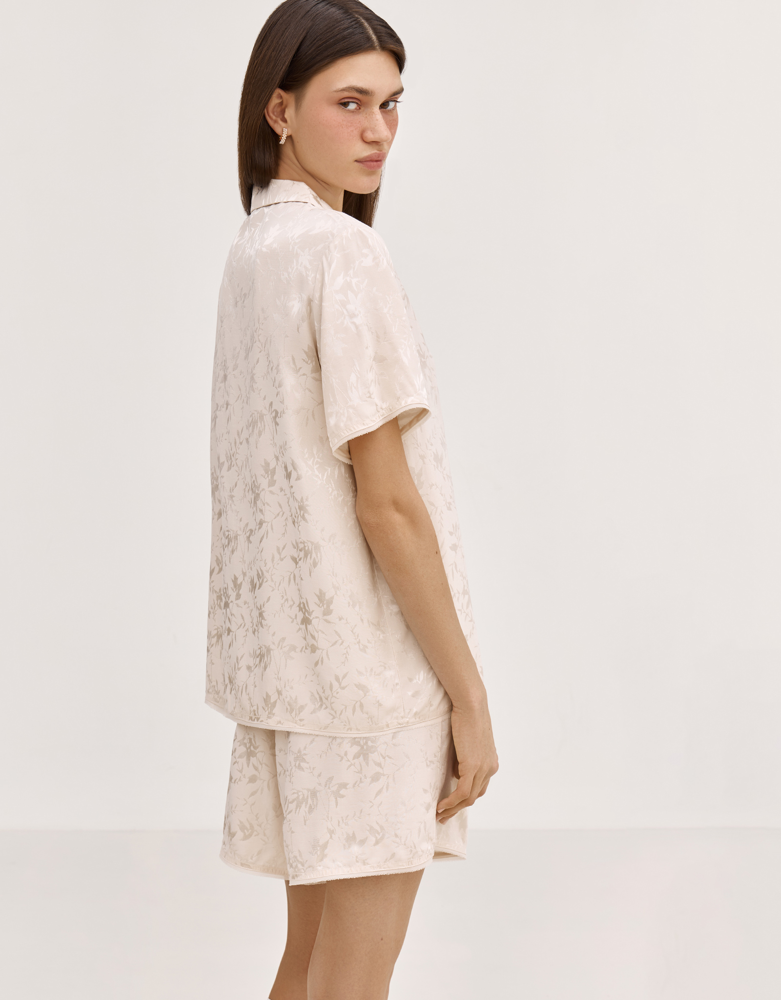 Women's shorts, homewear, size L, viscose, milky, Flowers, Arisha, image-5