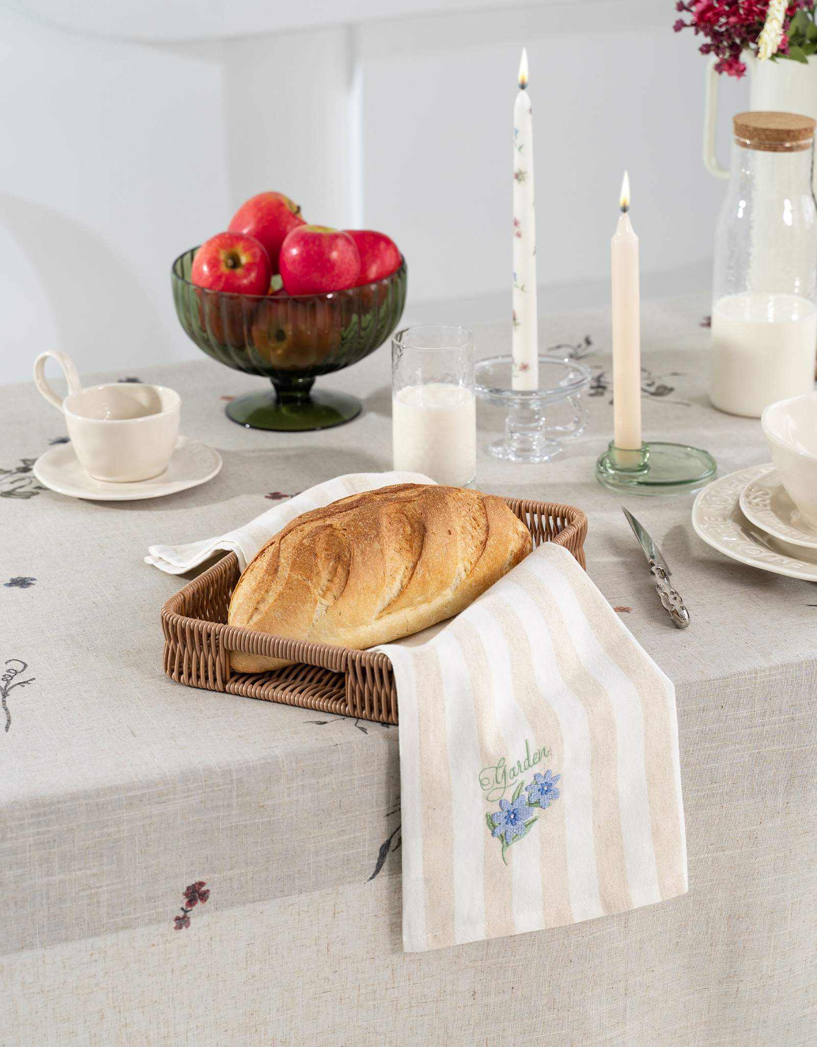 Tablecloth, 170x250 cm, polyester / linen, milky, Flowers and butterflies, Tiny flower, image-4