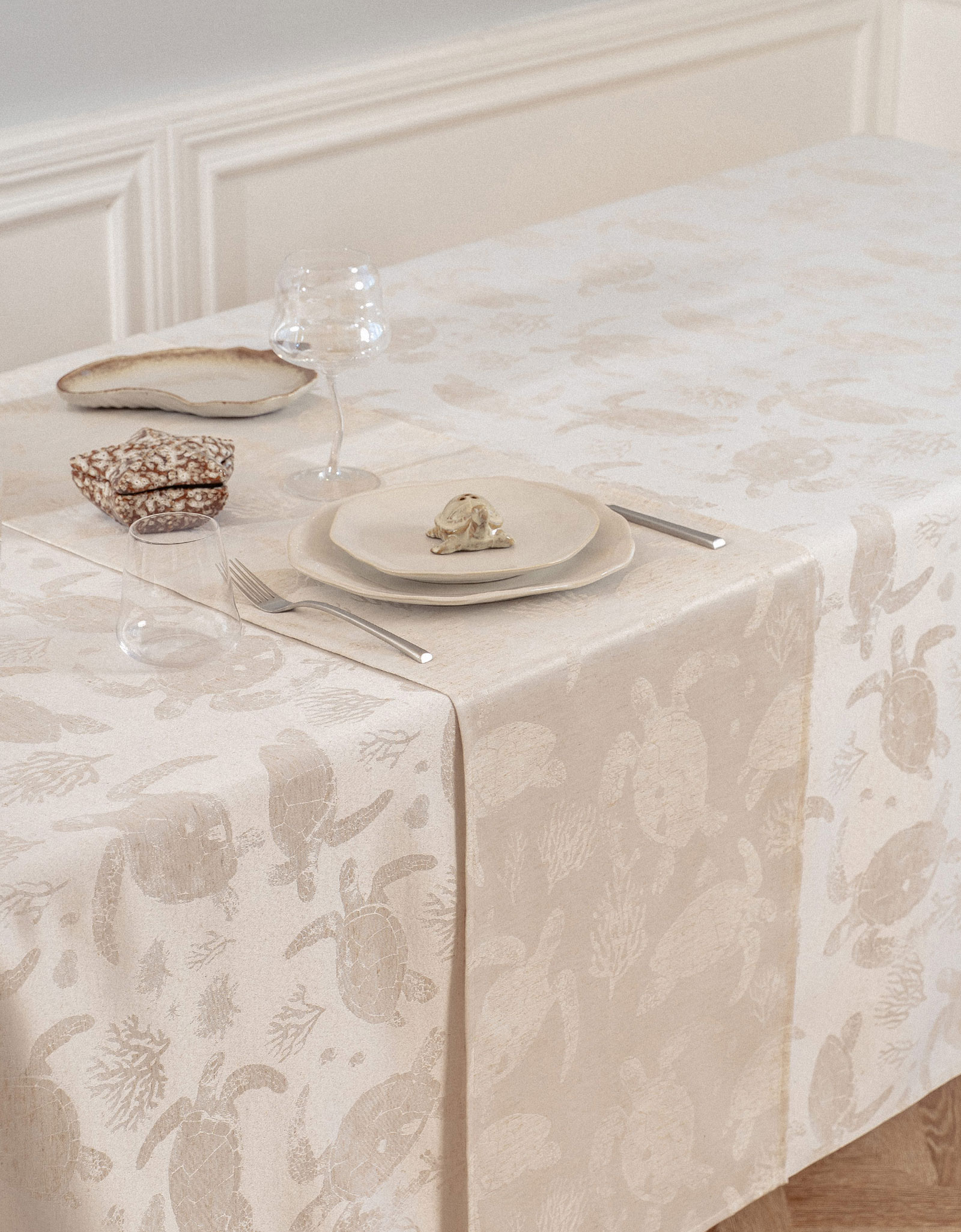 Table runner, 40x160 cm, jacquard, polyester / linen, beige, Turtles, Marine turtles, image-5
