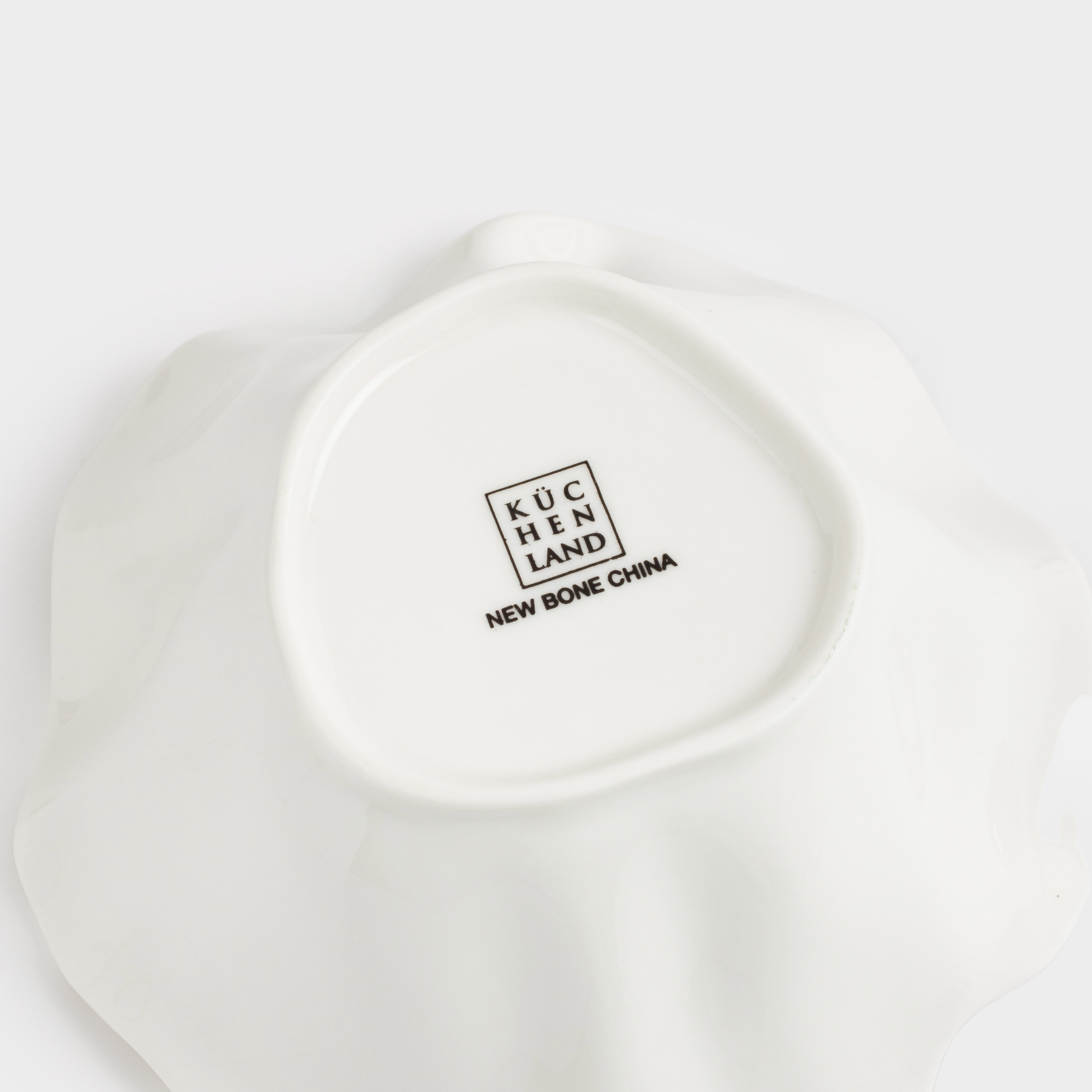 Salad bowl, 17x8 cm, 450 ml, porcelain N, milk, Crumpled effect, Crumple