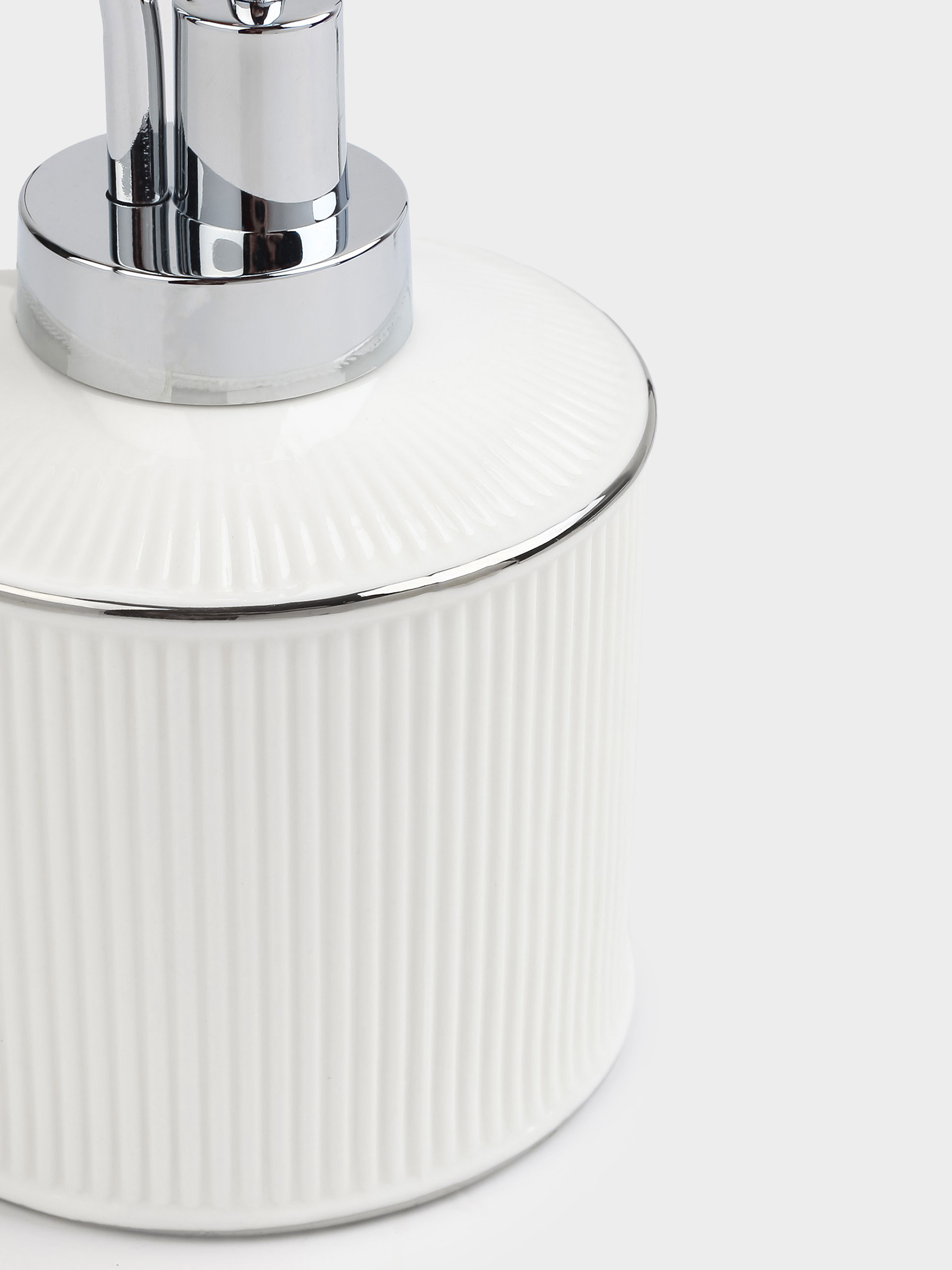 Liquid soap dispenser, 370 ml, ceramic / plastic, white, with silver edging, Kaliopa