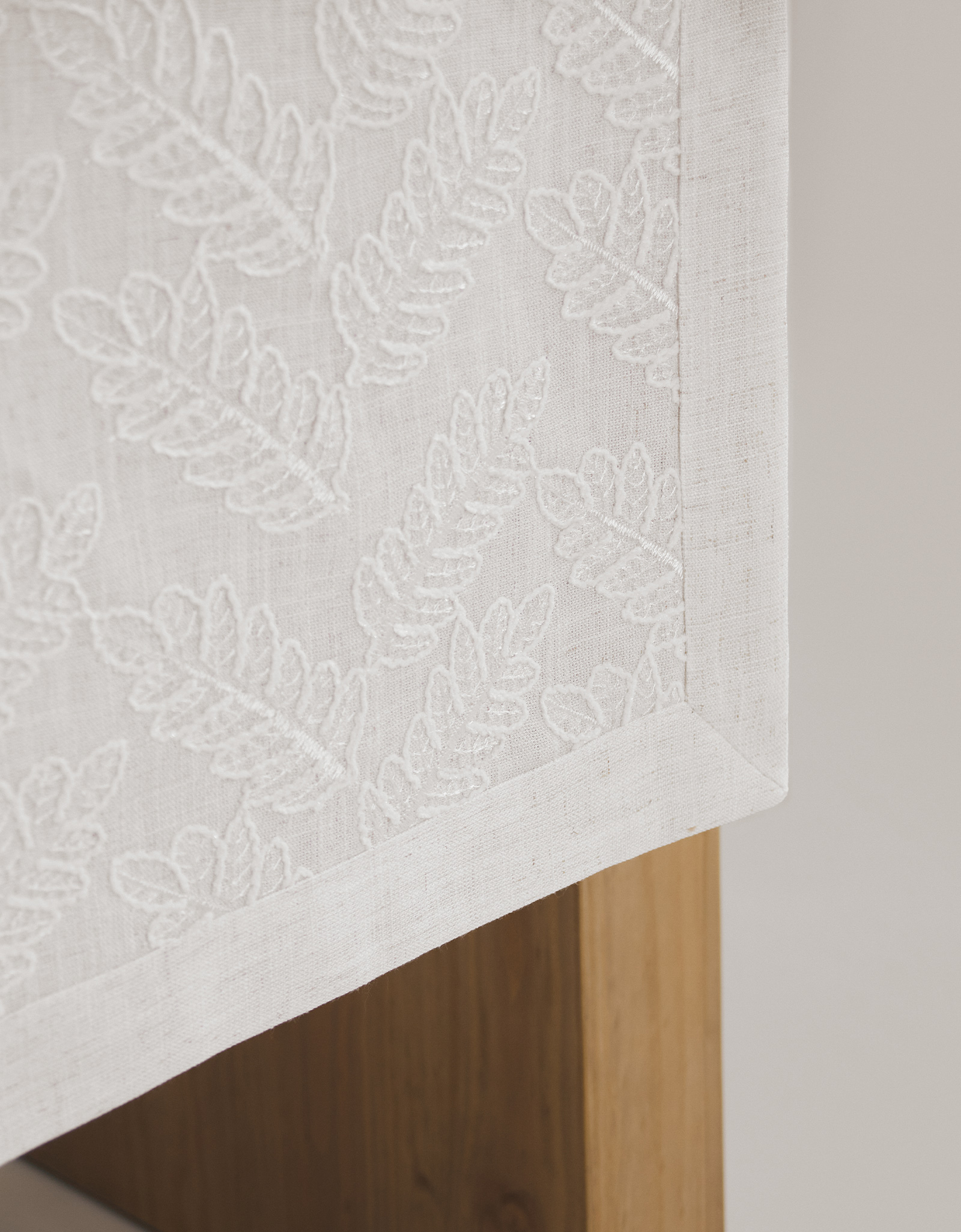 Table runner, 40x160 cm, polyester, milky, Leaves, Fall foliage, image-7