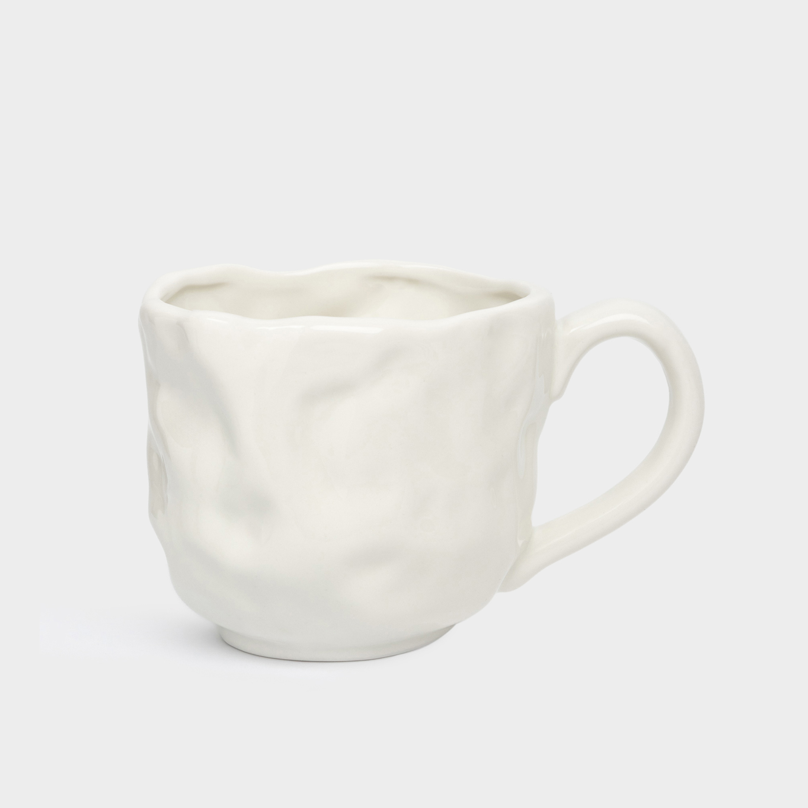 Mug, 500 ml, porcelain P, milky gold, Heart, Crumple amour