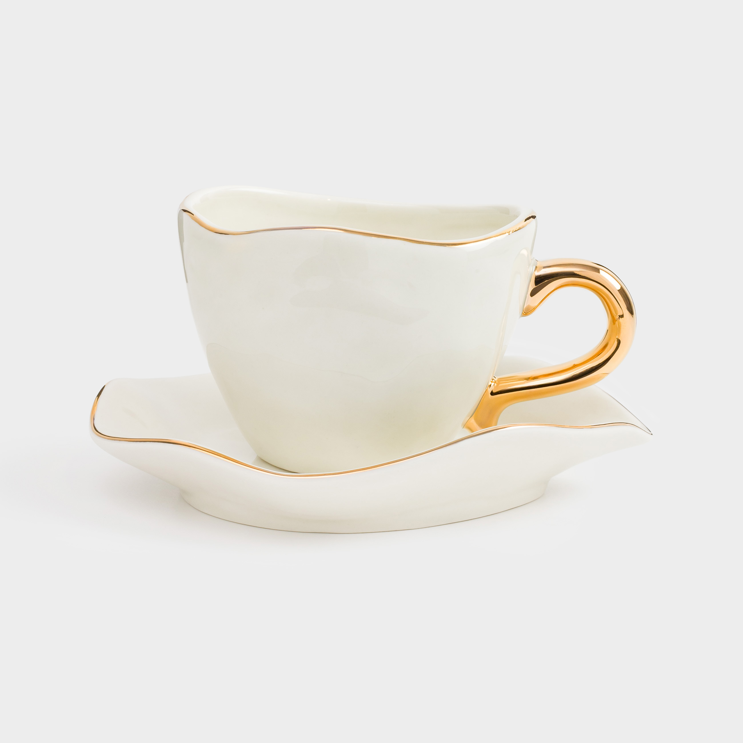 Tea pair, 1 person, 2 items, 280 ml, porcelain P, with golden edging, Wavy edge, Wavy gold, image-0
