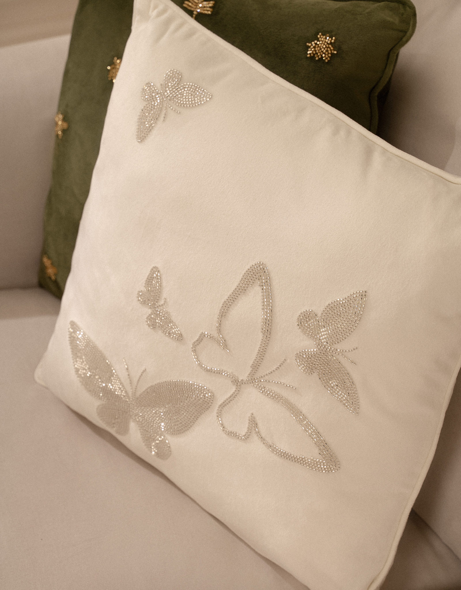 Decorative pillow, 45x45 cm, corduroy / beads, milky, Butterflies, Bugs, image-3