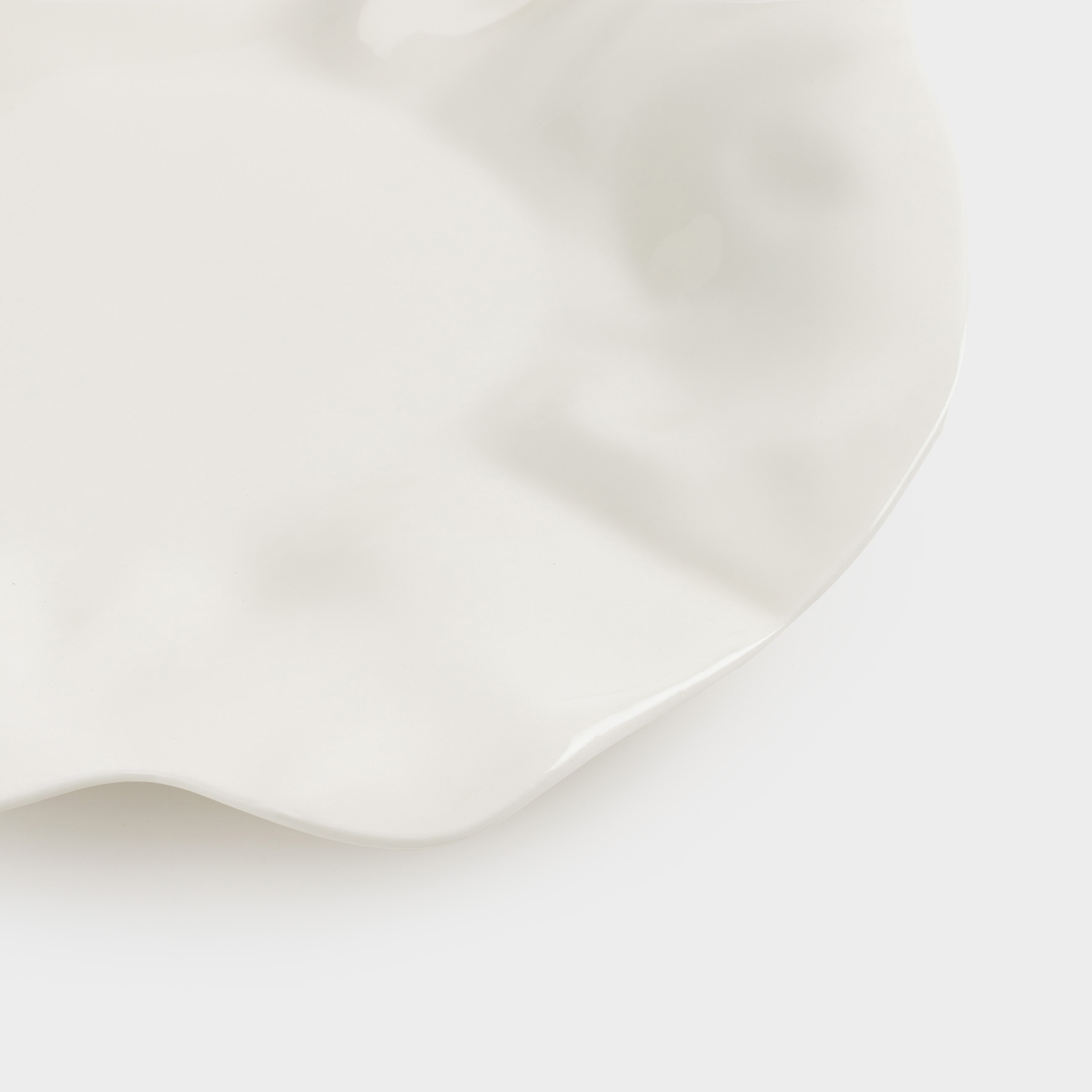 Dinner plate, 25 cm, porcelain N, milk, Crumpled effect, Crumple