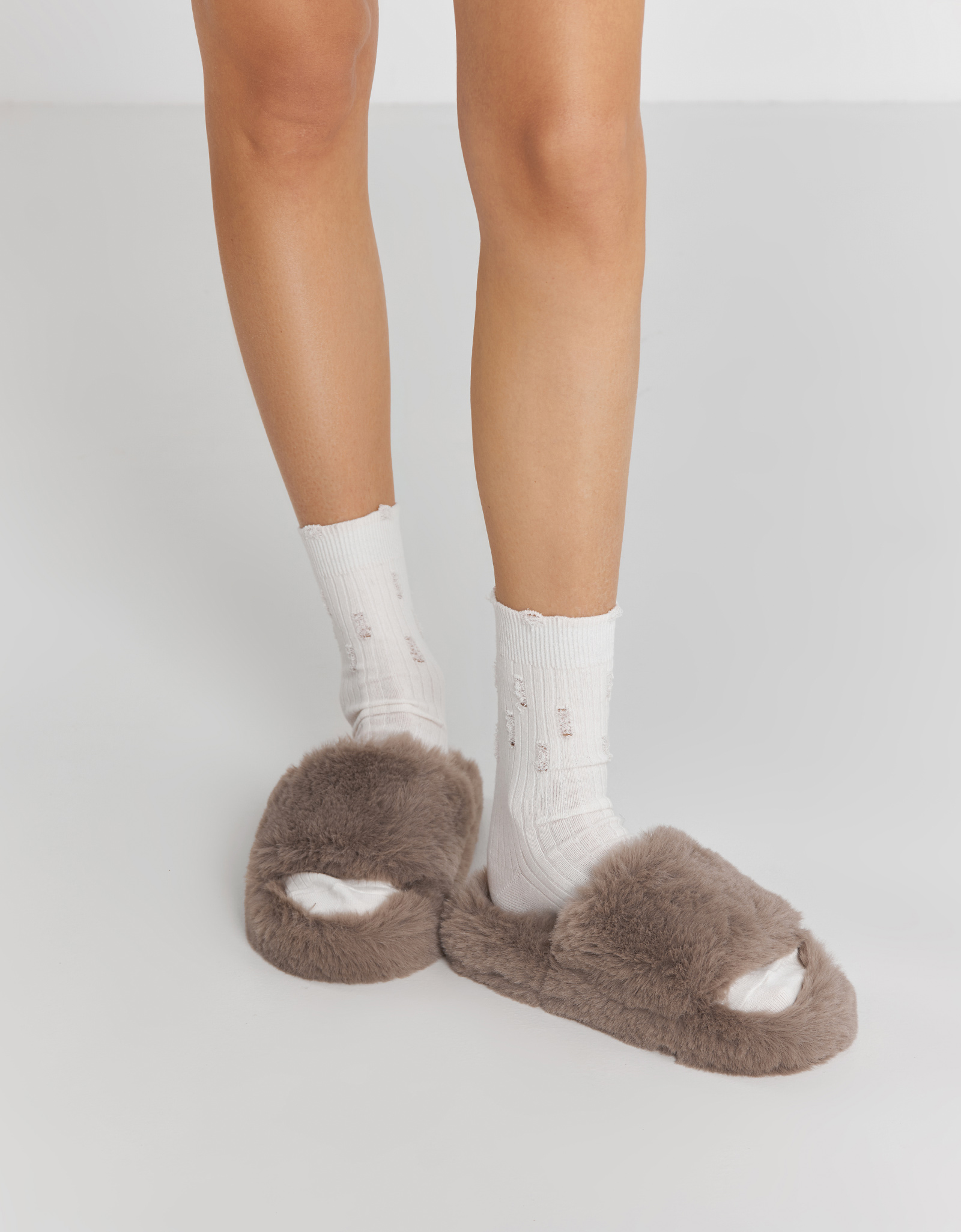 Women's socks, size 36-38, with a torn effect, cotton / polyester, milk, Rubchik grunge