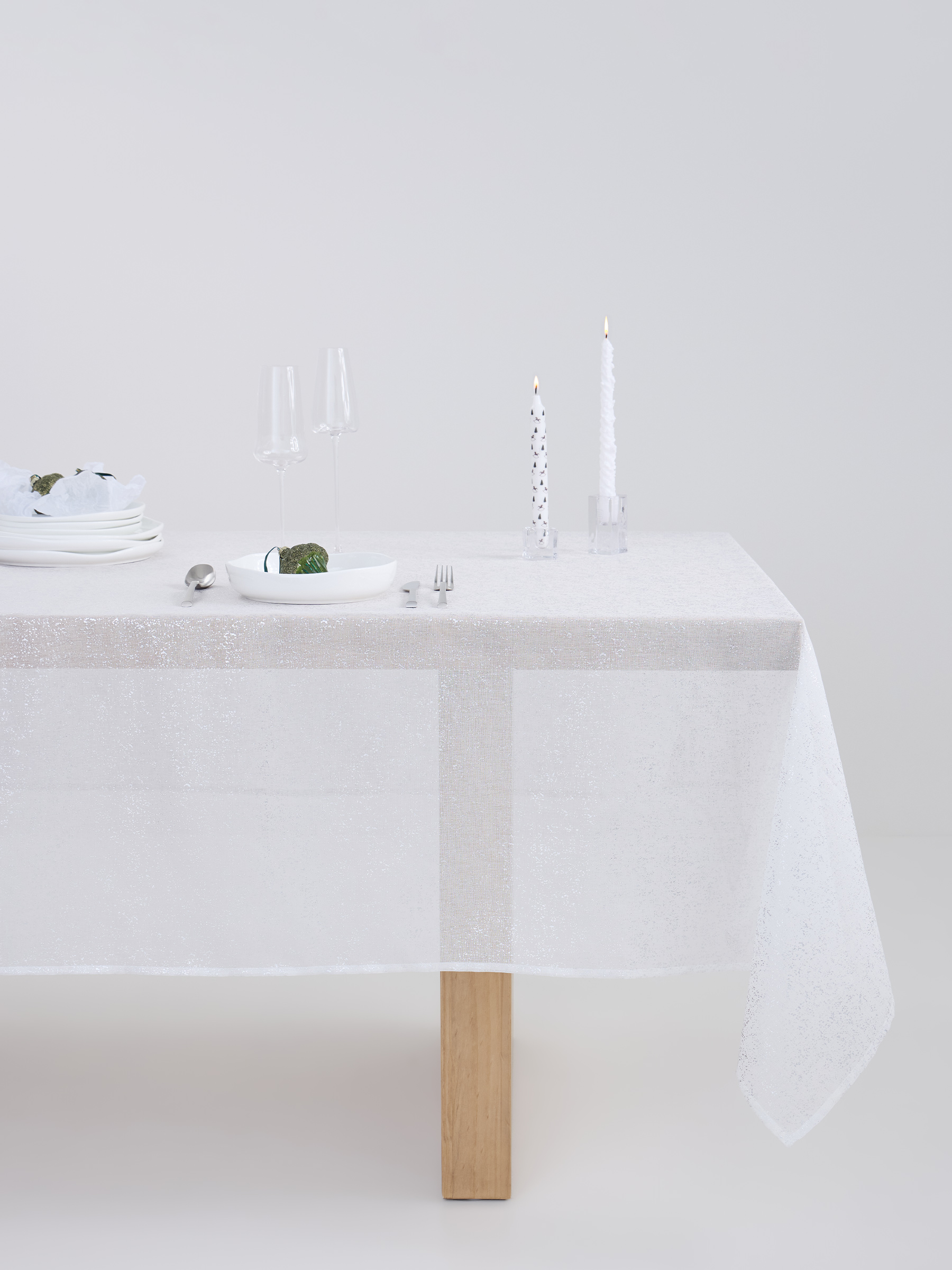 Tablecloth, 160x160 cm, polyester, white, Silver spray, Heaven silver, image-0