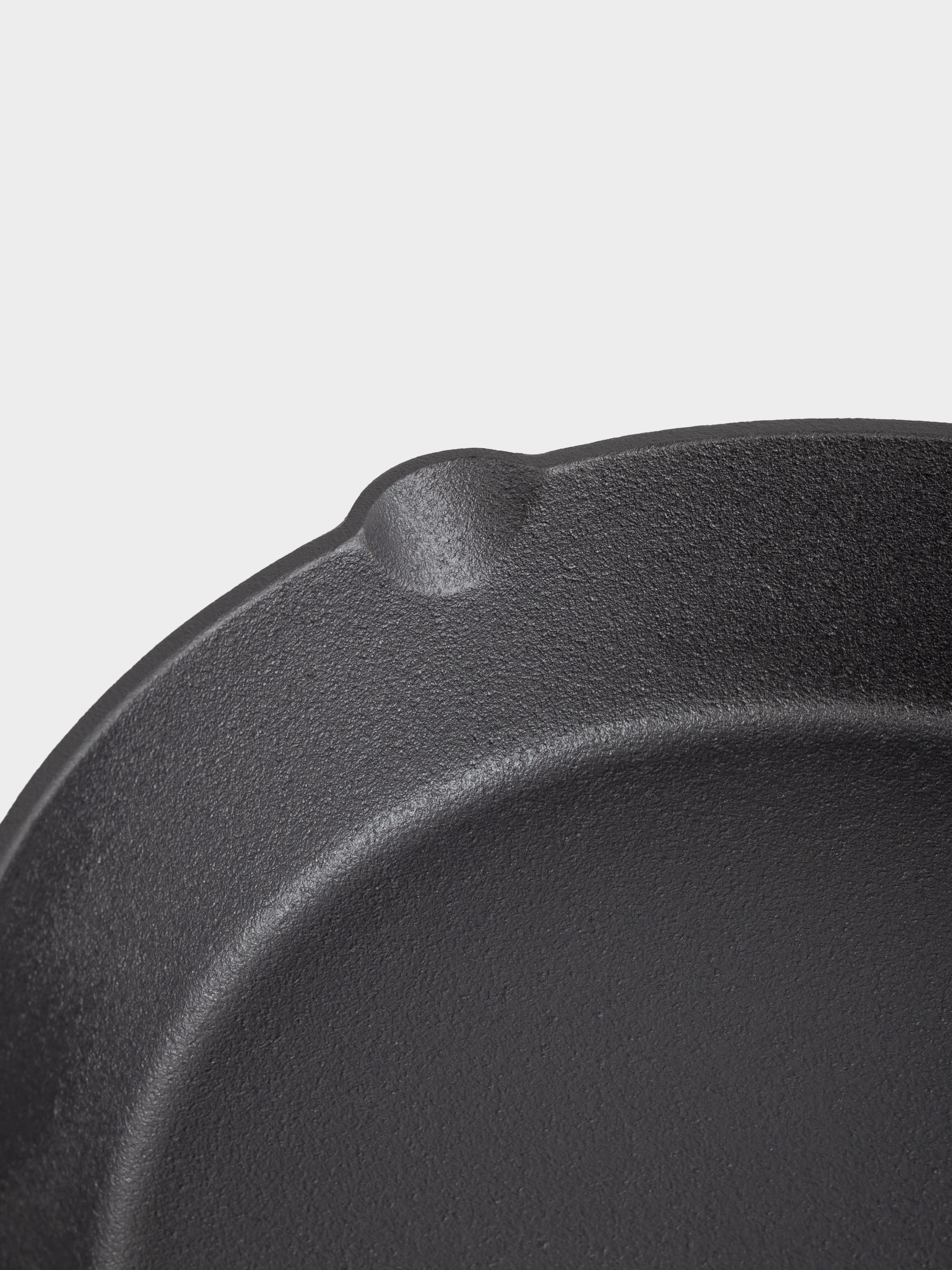 Frying Pan with base, 25 cm, cast iron/wood, round, black, Authentic, image-6