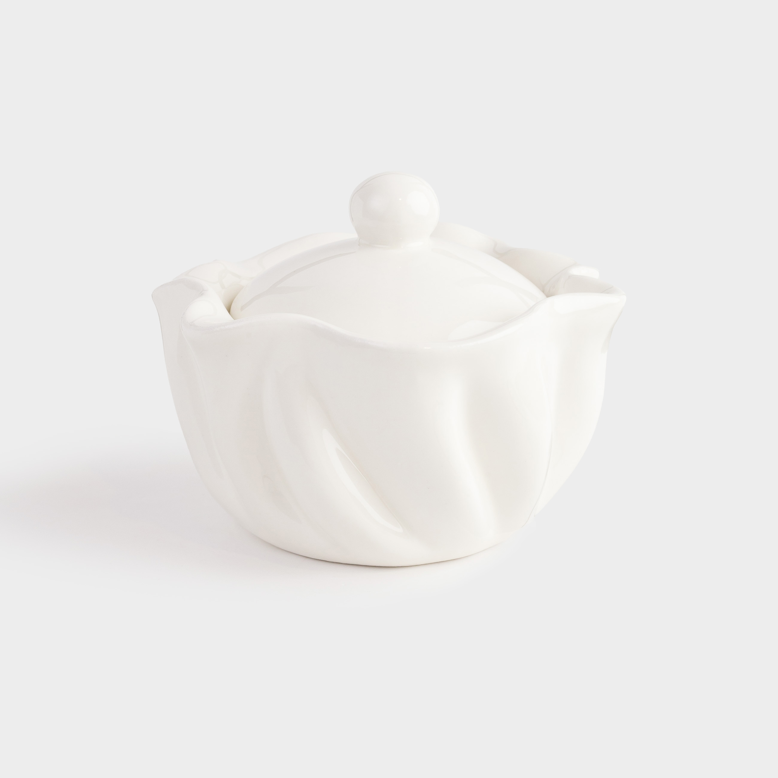 Jewelry box, 11x9 cm, ceramic, milky, Crumpled effect, Crumple, image-0