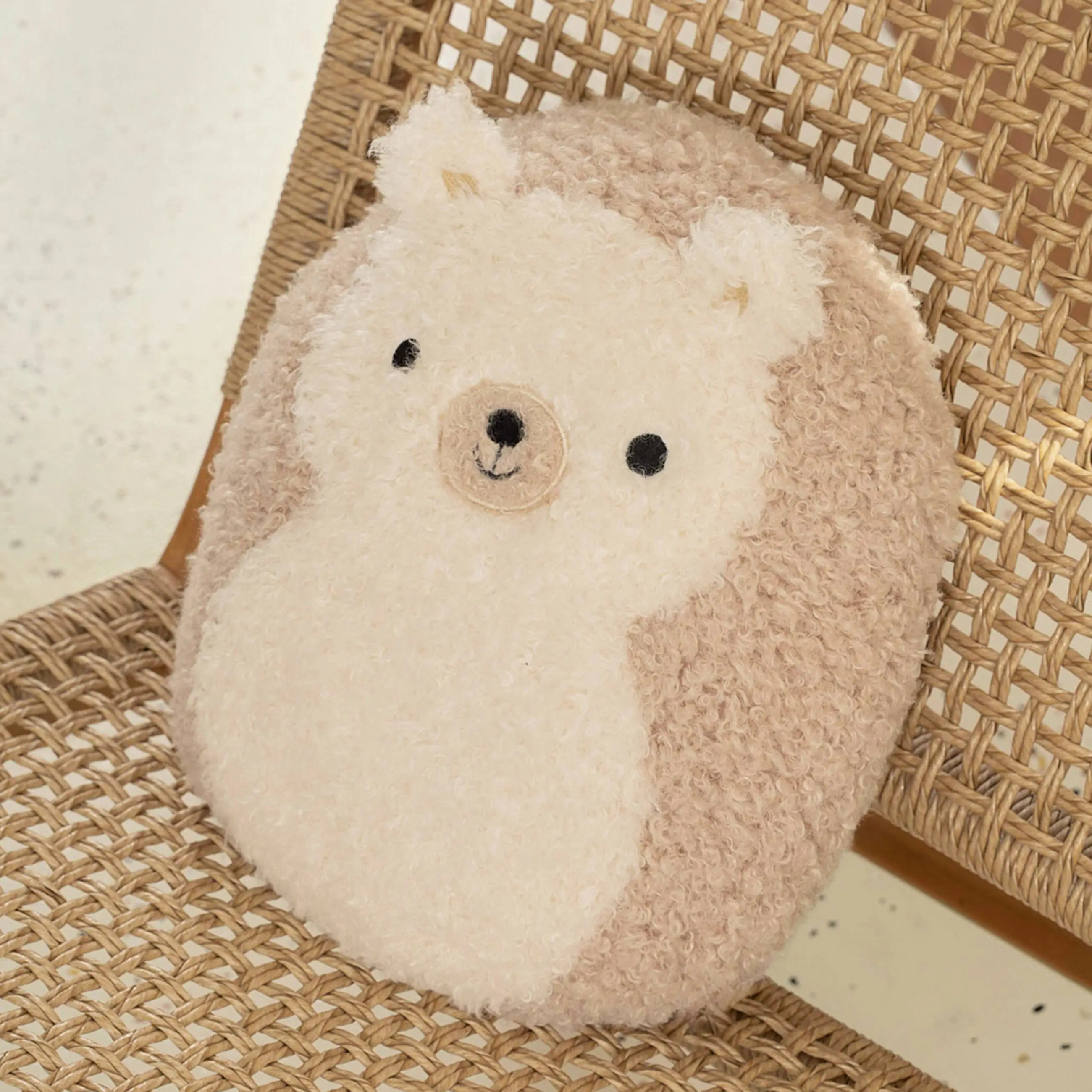 Decorative pillow, 35x28 cm, boucle, beige-brown, Hedgehog, Boucle figure
