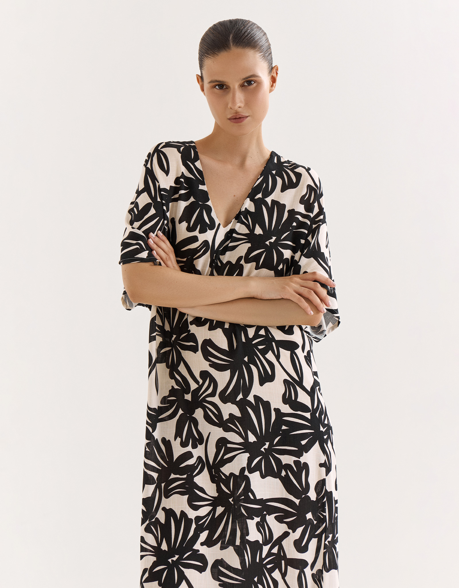 Women's dress, maxi, size L, with short sleeves, viscose, beige-black, Flowers, Almi, image-1