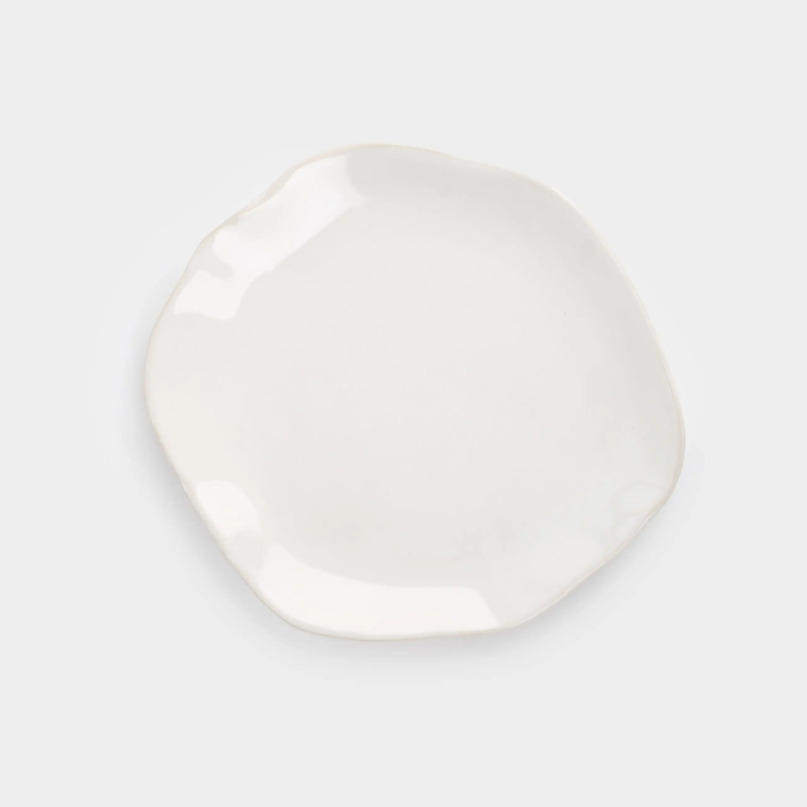 Snack plate, 22 cm, ceramic, white, Uneven edge, Bumpy