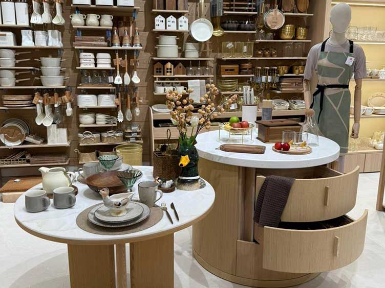 Hamdan Bin Mohammad St - Al Jimi - Ugdat Al Ameriya - Abu Dhabi, image-3