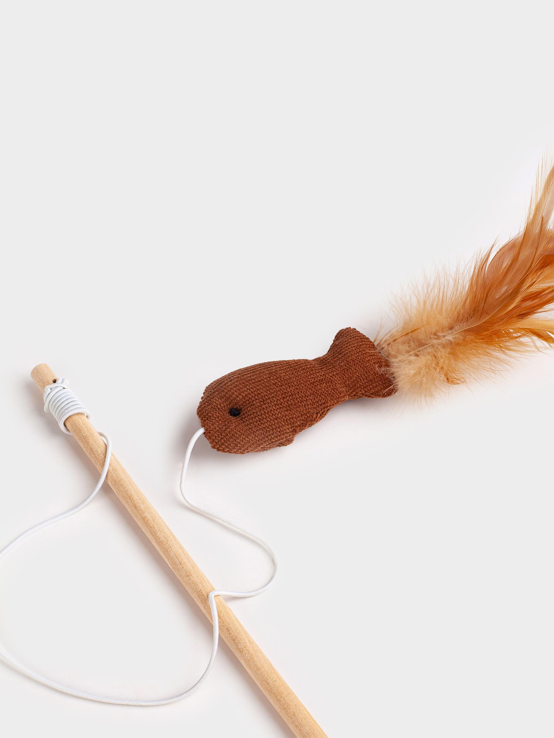 Cat Fishing Rod Toy, 1.1 m, with feathers, Wood / Polyester, Fish, Playful cat, image-2